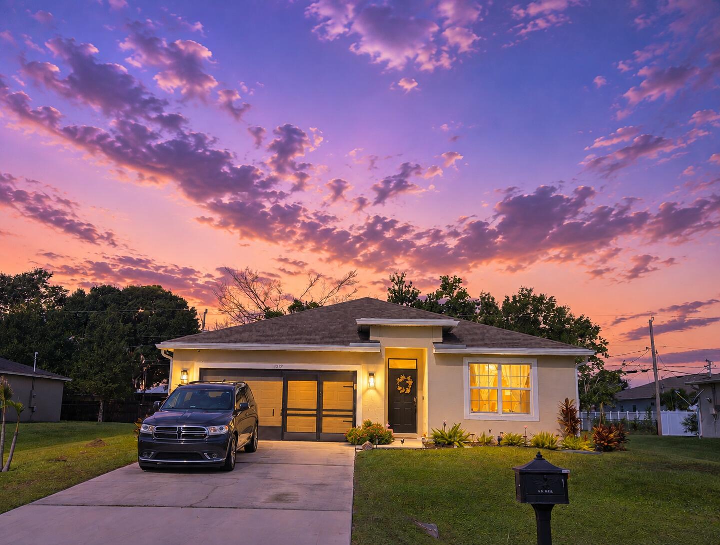 Foto de propiedad en 1017 SW Longfellow Road, Port St. Lucie, FL 34953 Port St. Lucie con MLS# 