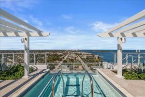 Foto de propiedad en 220 Lake Shore Drive 813, Lake Park, FL 33403 Lake Park con MLS# 