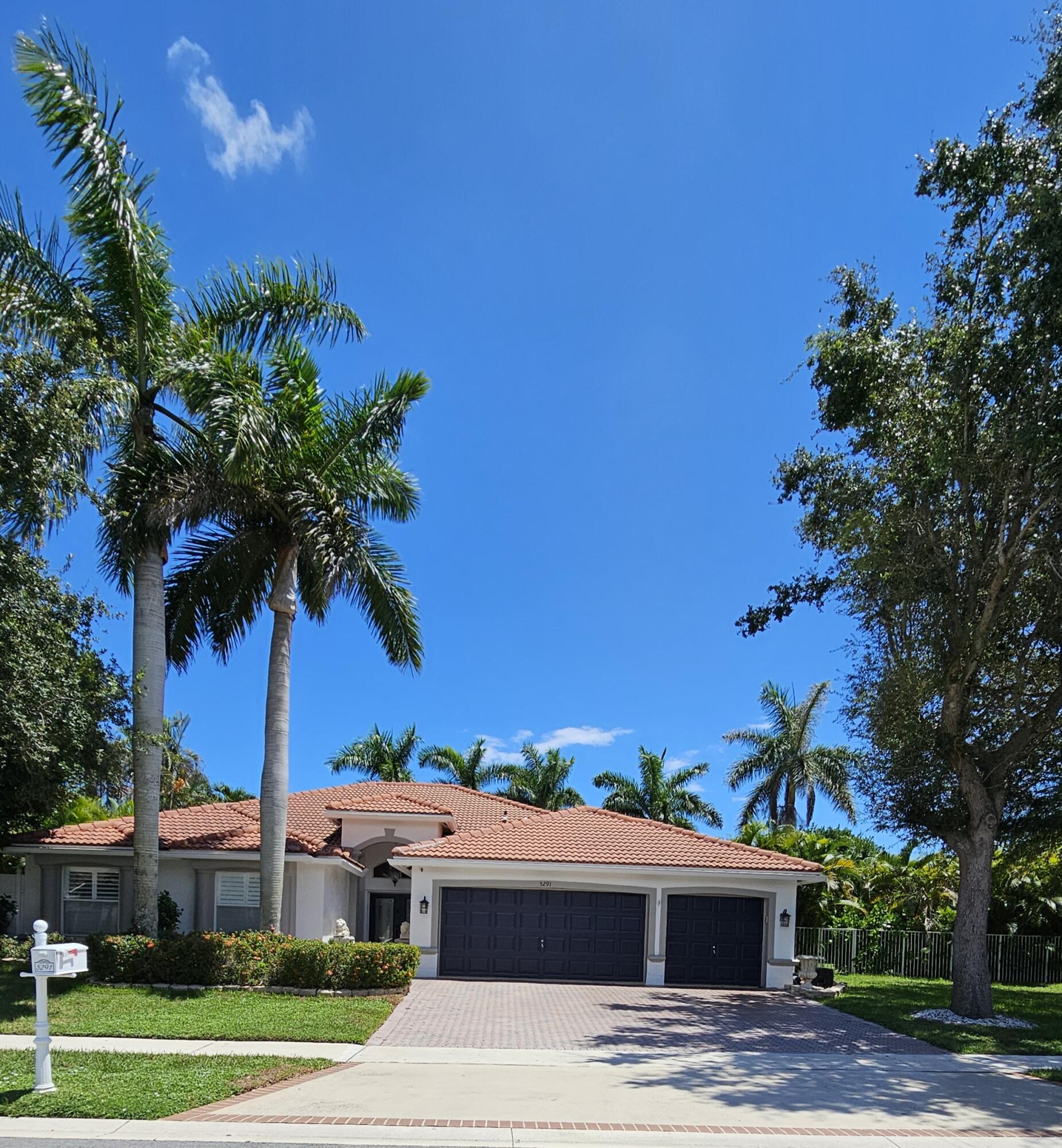 Foto de propiedad en 5291 Indianwood Village Lane, Lake Worth, FL 33463 Lake Worth con MLS# 