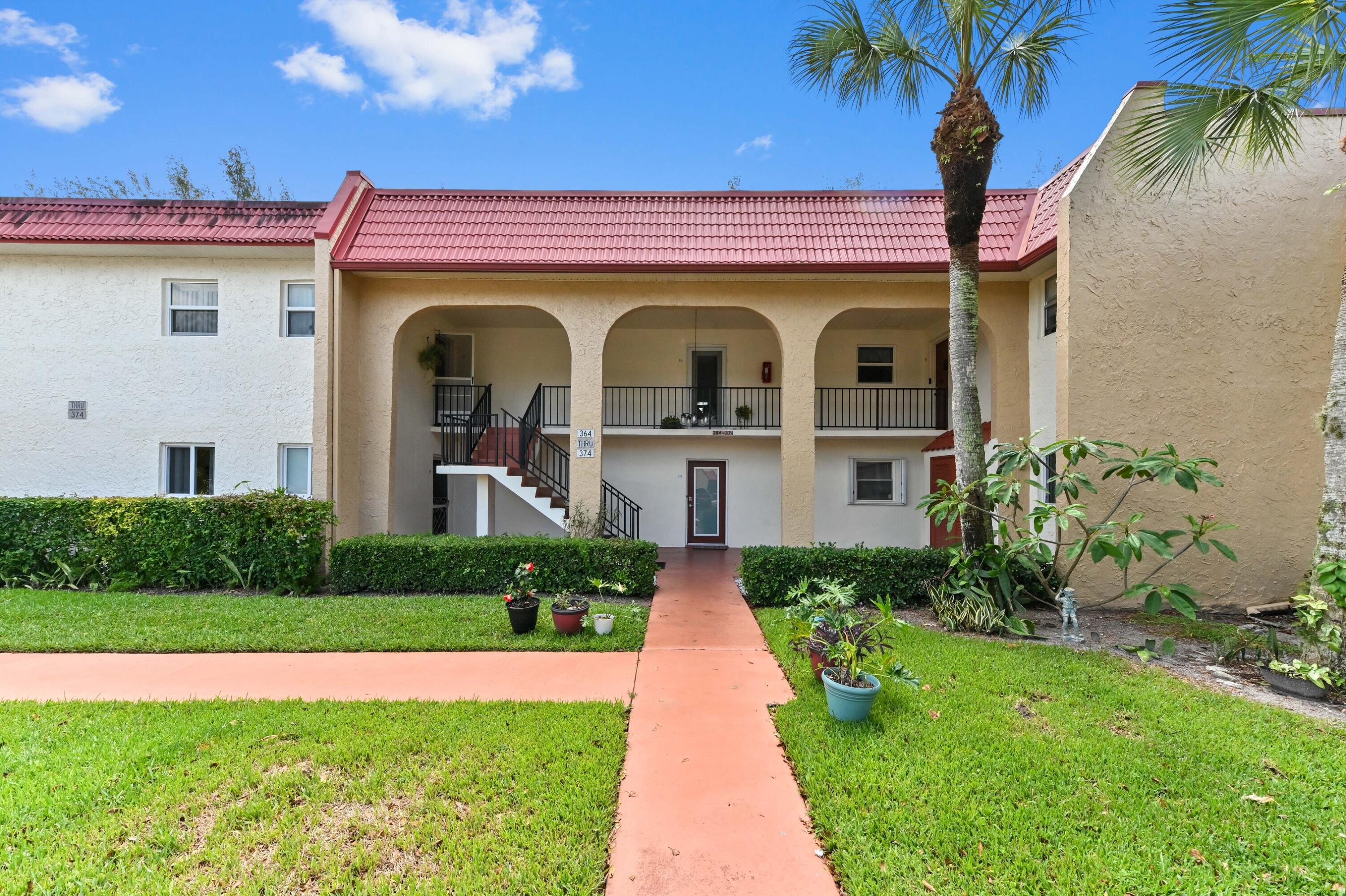 Foto de propiedad en 368 Lake Frances Drive 368, West Palm Beach, FL 33411 West Palm Beach con MLS# 