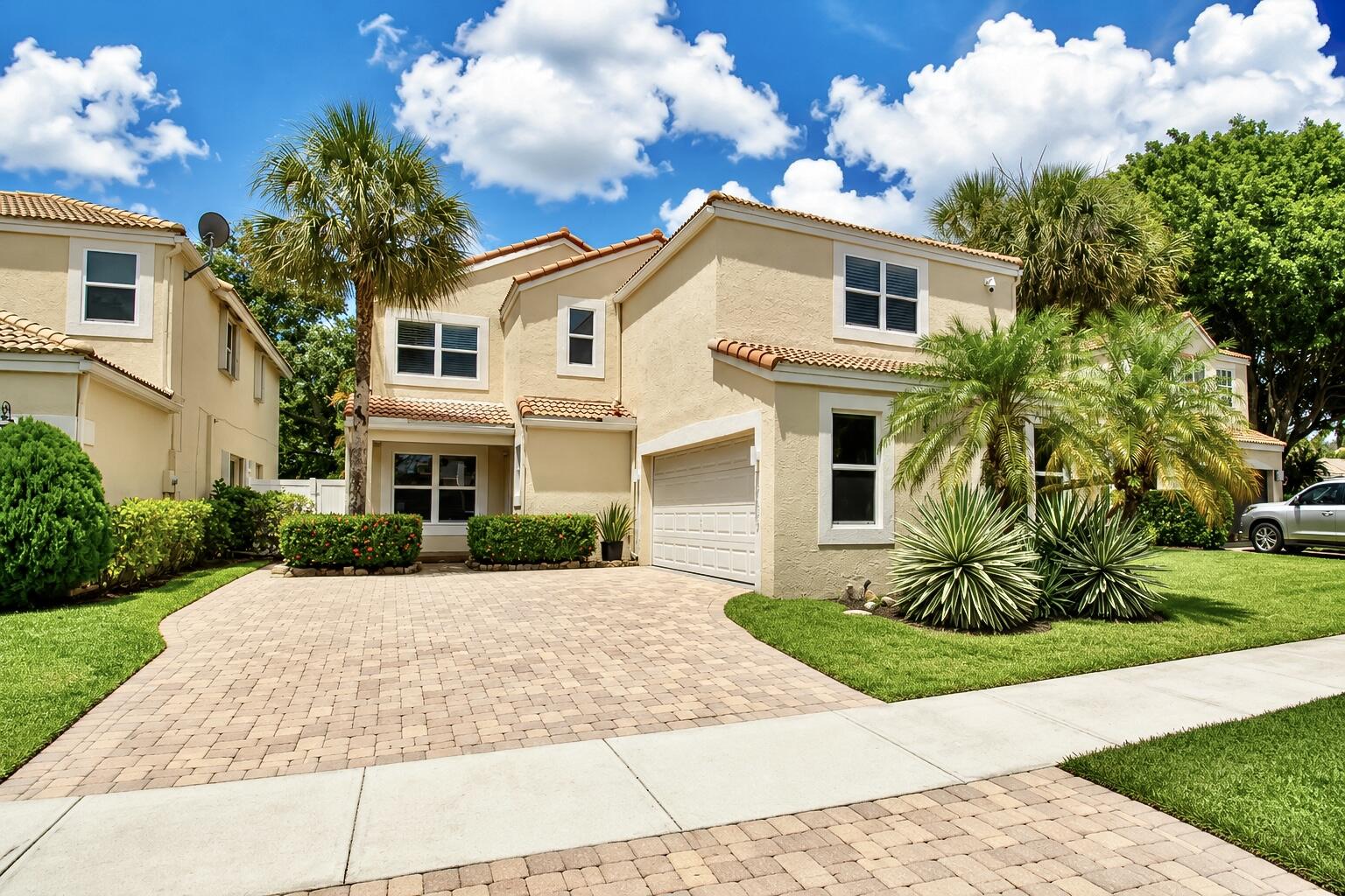 Foto de propiedad en 7685 NW 61ST Terrace, Parkland, FL 33067 Parkland con MLS# 