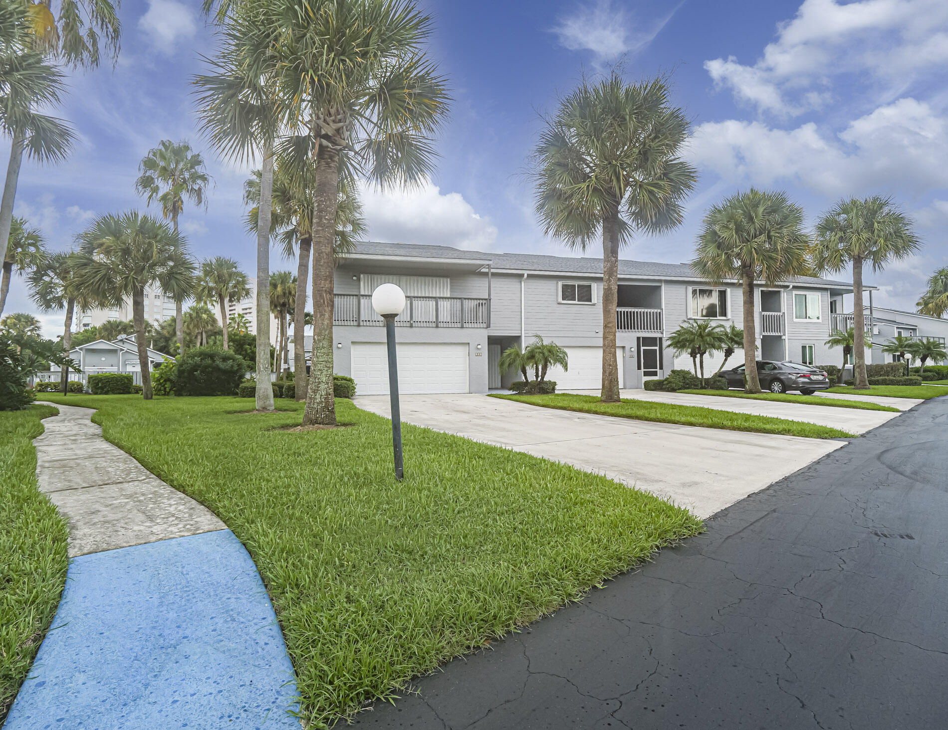 Foto de propiedad en 4949 N HIGHWAY A1A 152, Hutchinson Island, FL 34949 Hutchinson Island con MLS# 