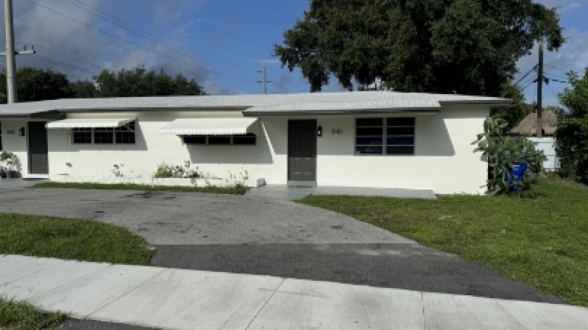 Foto de propiedad en 842 S 63rd Avenue, Hollywood, FL 33023 Hollywood con MLS# 