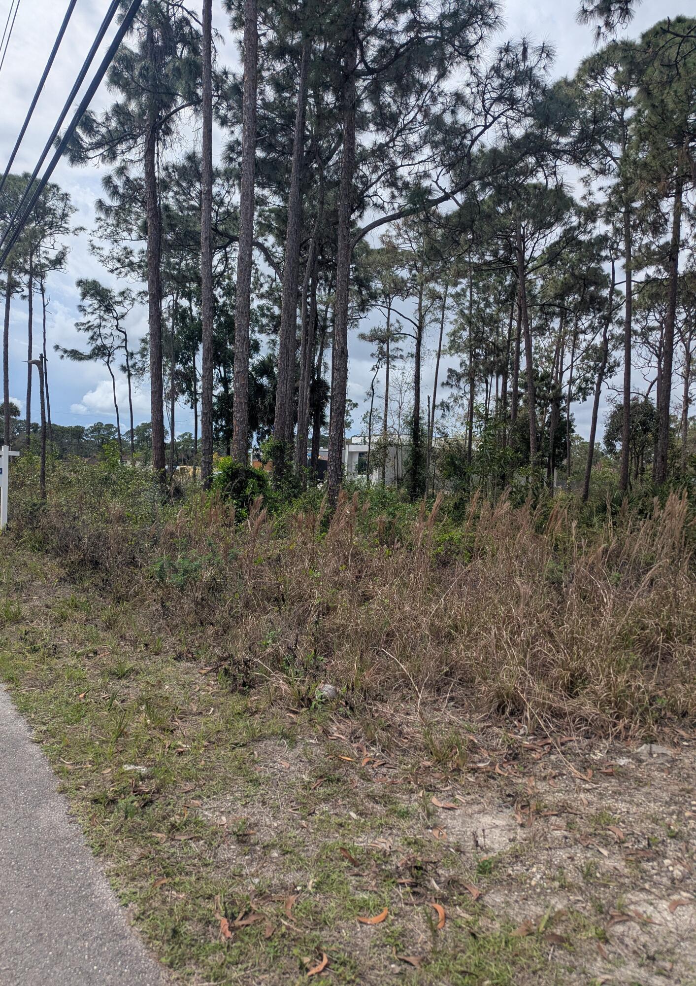 Foto de propiedad en 5421 Royal Palm Beach Boulevard, West Palm Beach, FL 33411 West Palm Beach con MLS# 