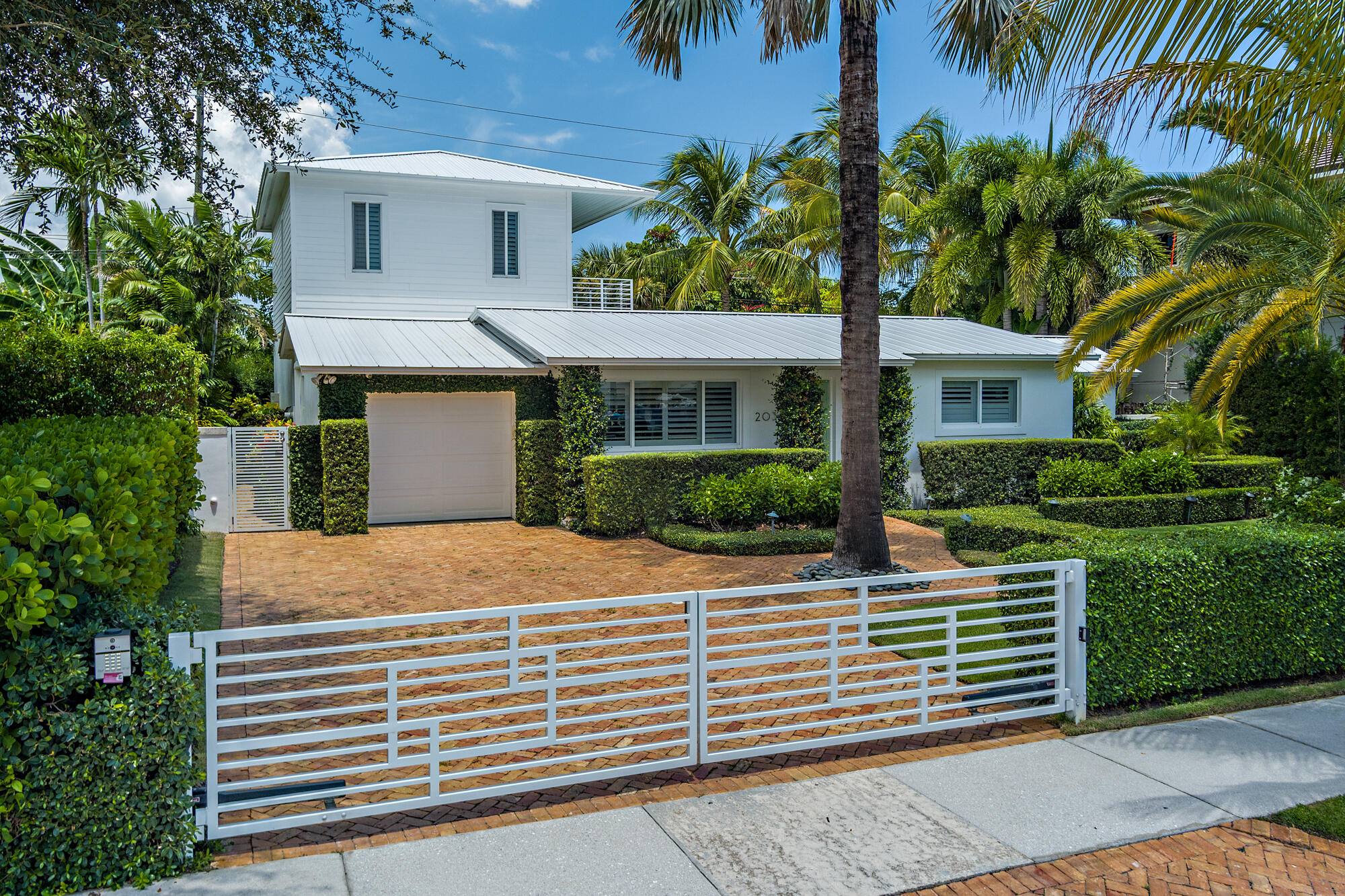 Foto de propiedad en 203 Arlington Road, West Palm Beach, FL 33405 West Palm Beach con MLS# 