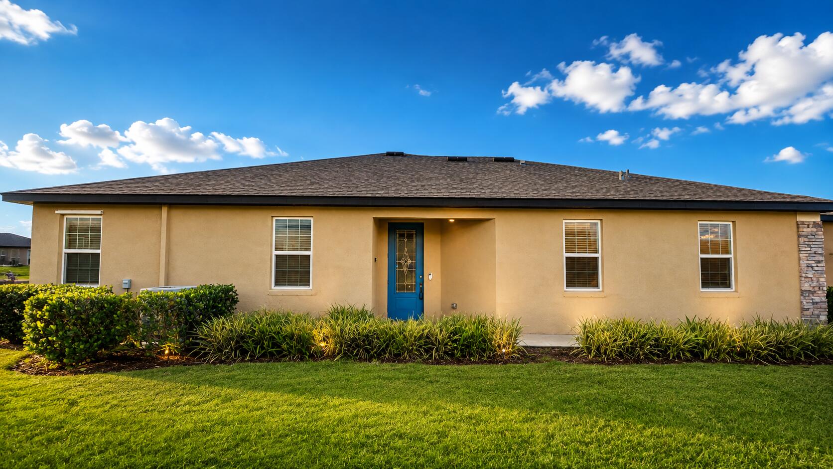 Foto de propiedad en 5208 JOVIAL Court, Fort Pierce, FL 34947 Fort Pierce con MLS# 