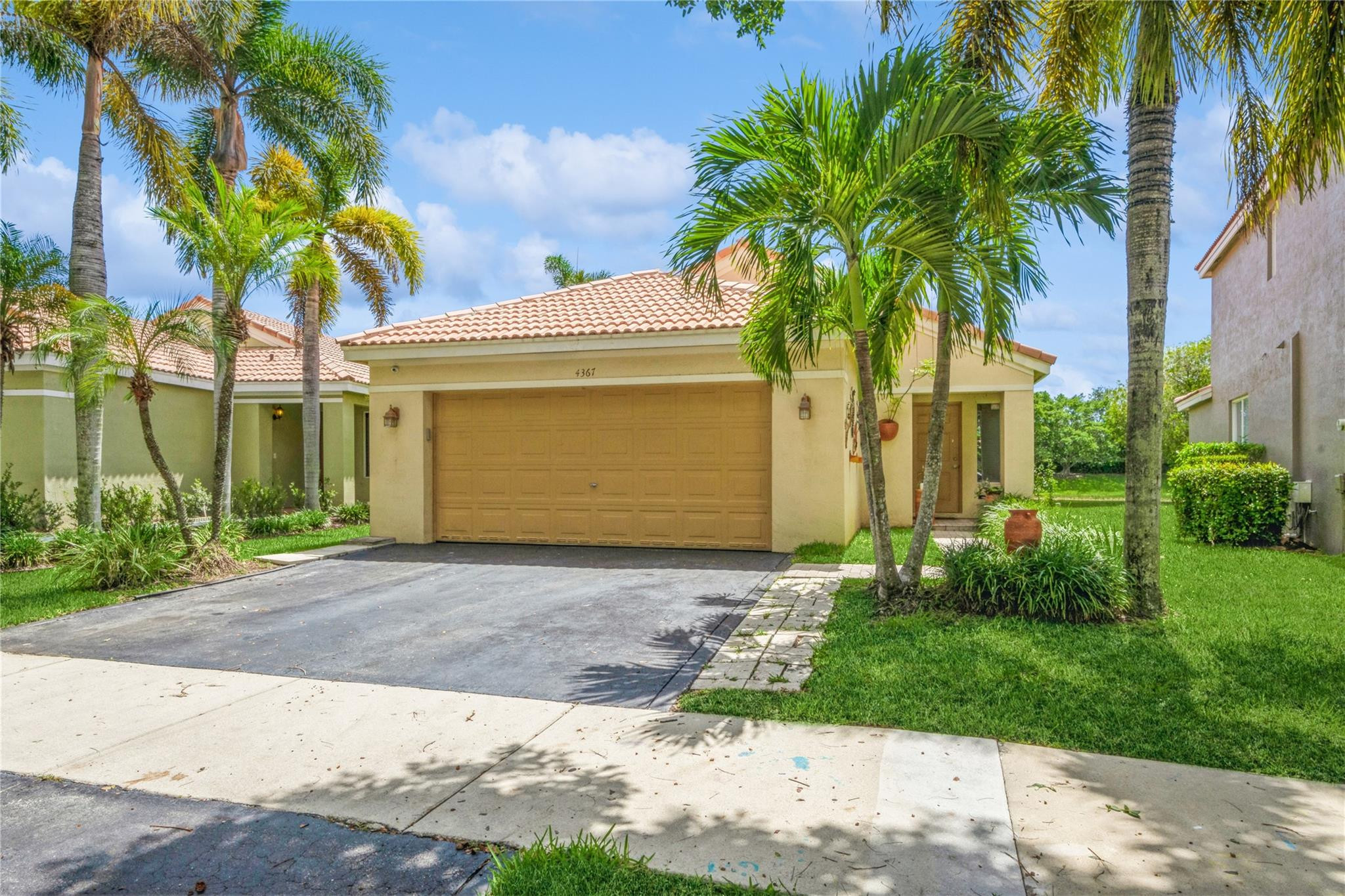 En Renta 4367 DOGWOOD Circle, Weston, FL 33331, Weston, FL 33331