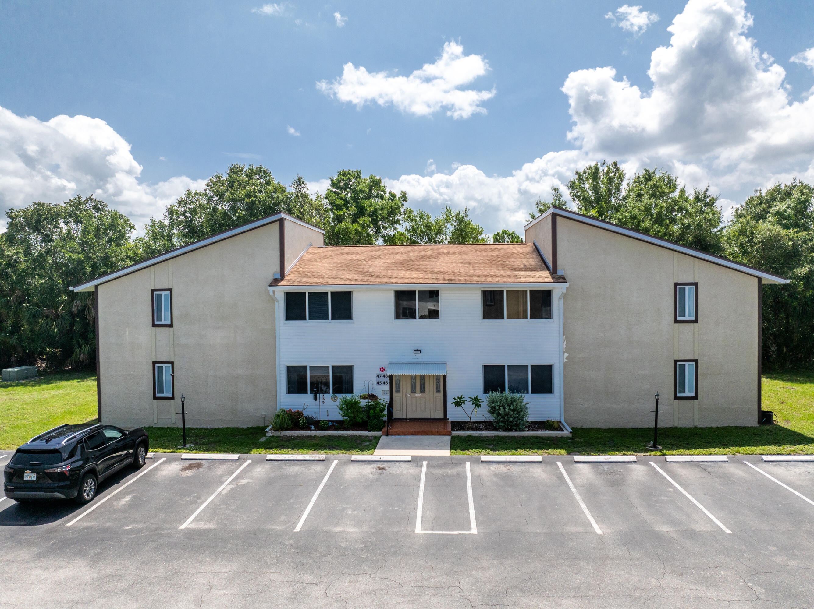 Foto de propiedad en 22481 Westchester Boulevard B48, Port Charlotte, FL 33980 Port Charlotte con MLS# 