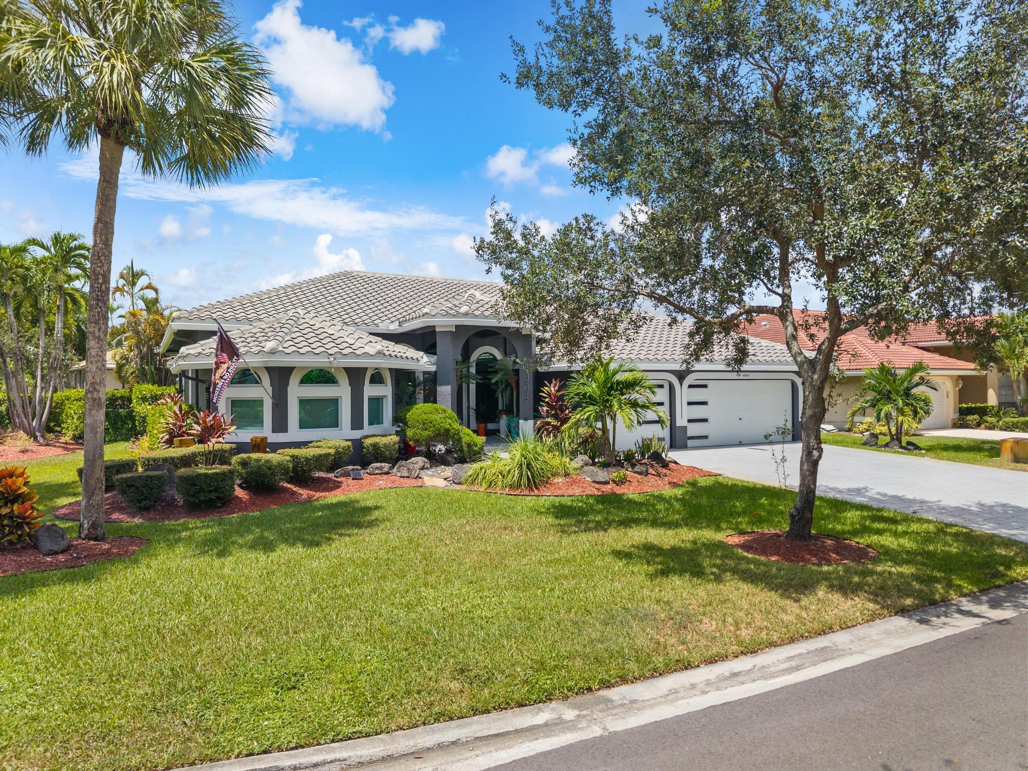 Foto de propiedad en 4904 NW 110TH Terrace, Coral Springs, FL 33076 Coral Springs con MLS# 