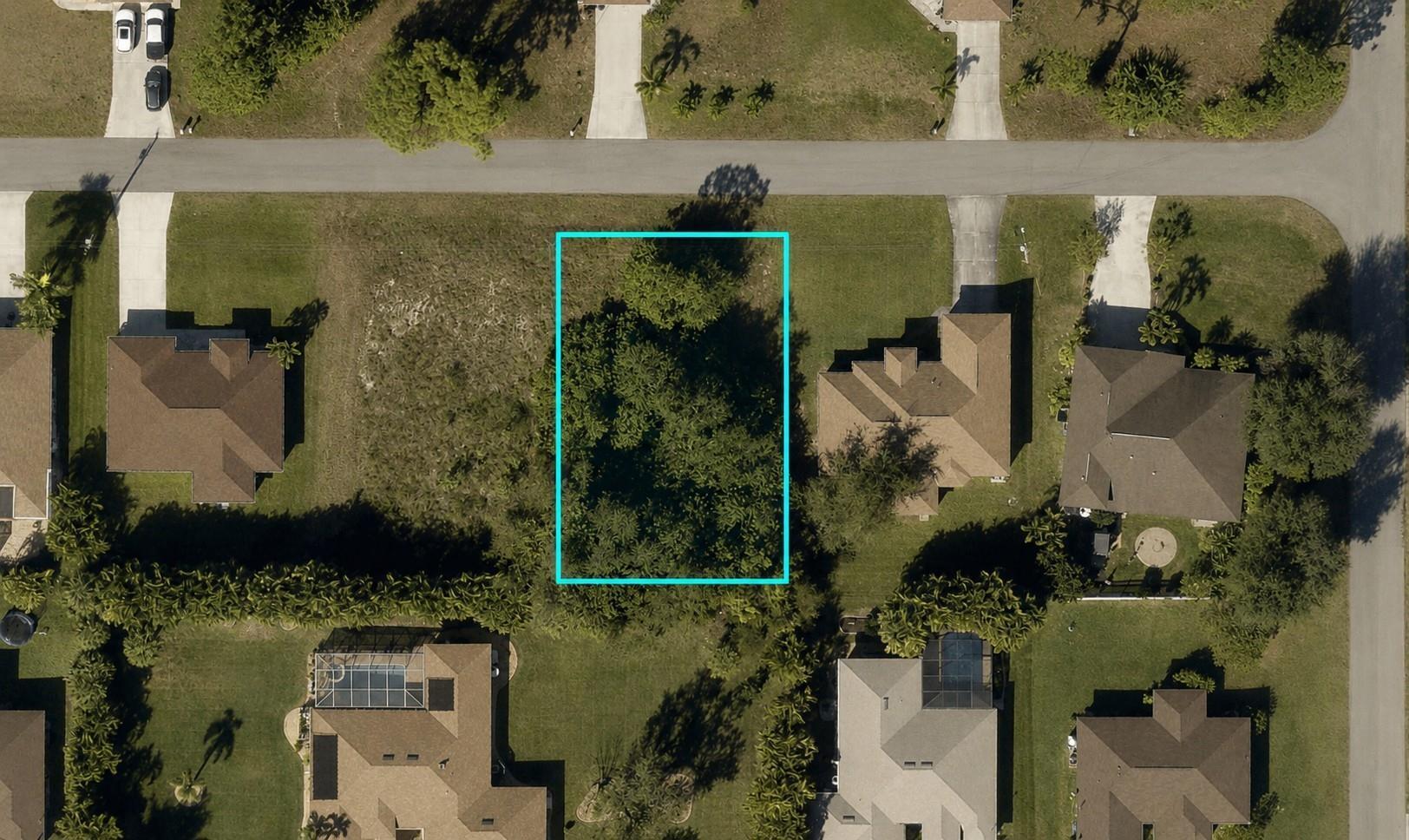 En Venta 2908 NW 19TH Street, Cape Coral, FL 33993, Cape Coral, FL 33993