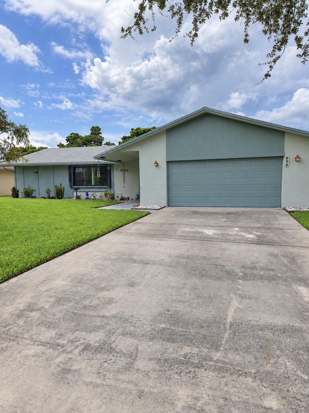 En Venta 898 NW 23rd Lane, Delray Beach, FL 33445, Delray Beach, FL 33445