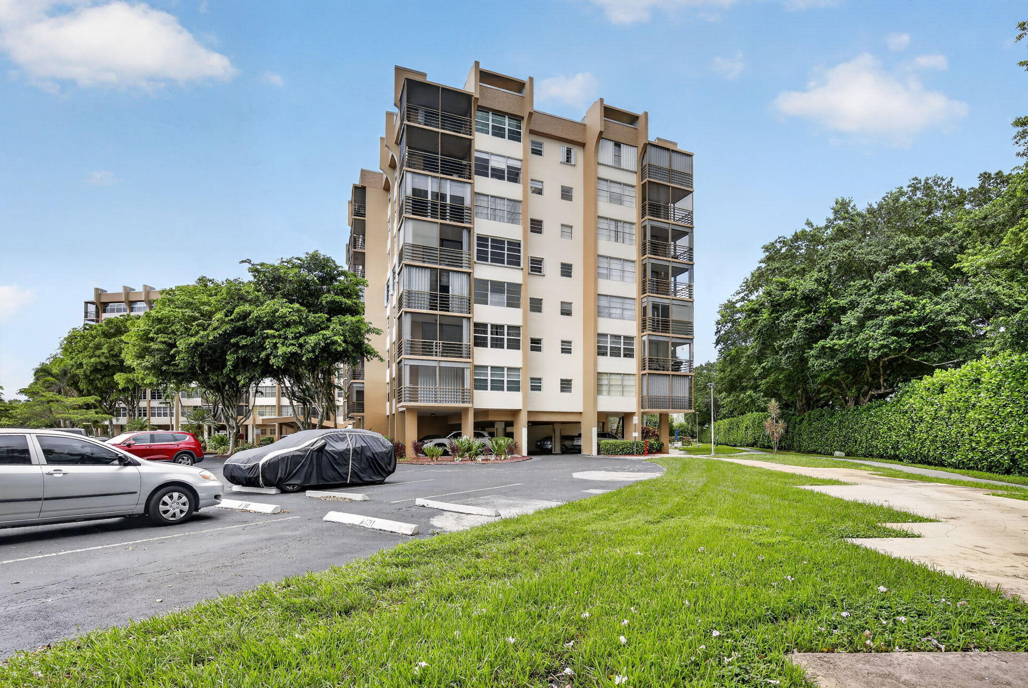 En Venta 1400 Saint Charles Place 313, Pembroke Pines, FL 33026, Pembroke Pines, FL 33026