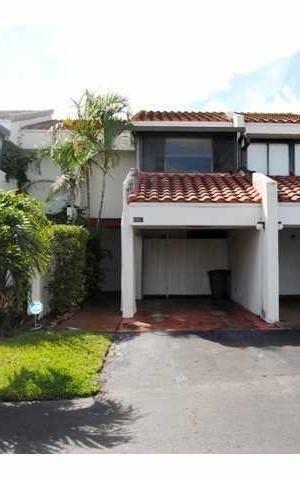 Foto de propiedad en 6557 RACQUET CLUB Drive 121, Lauderhill, FL 33319 Lauderhill con MLS# 