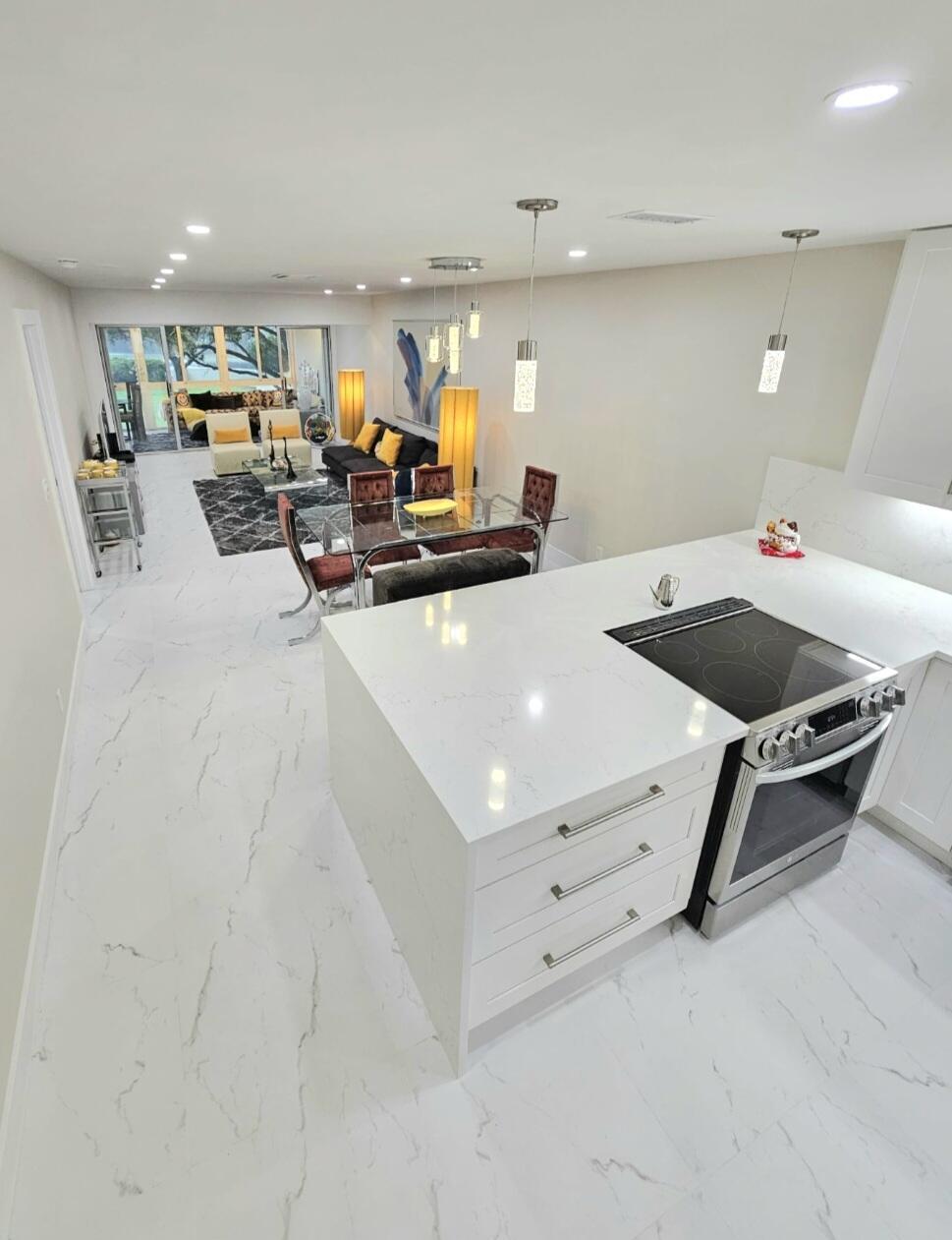 Foto de propiedad en 1631 NW 18th Avenue 201, Delray Beach, FL 33445 Delray Beach con MLS# 