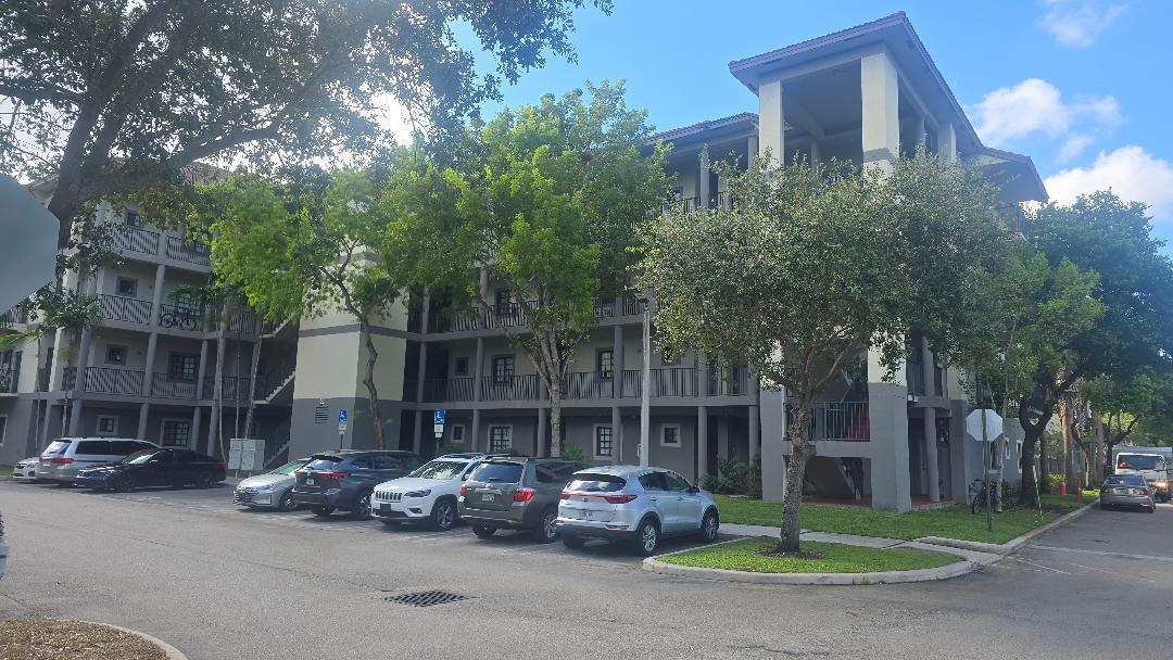 En Renta 2851 RIVERSIDE Drive 303-N, Coral Springs, FL 33065, Coral Springs, FL 33065