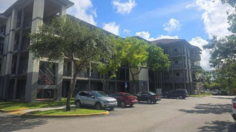 En Renta 2801 RIVERSIDE Drive 107-S, Coral Springs, FL 33065, Coral Springs, FL 33065