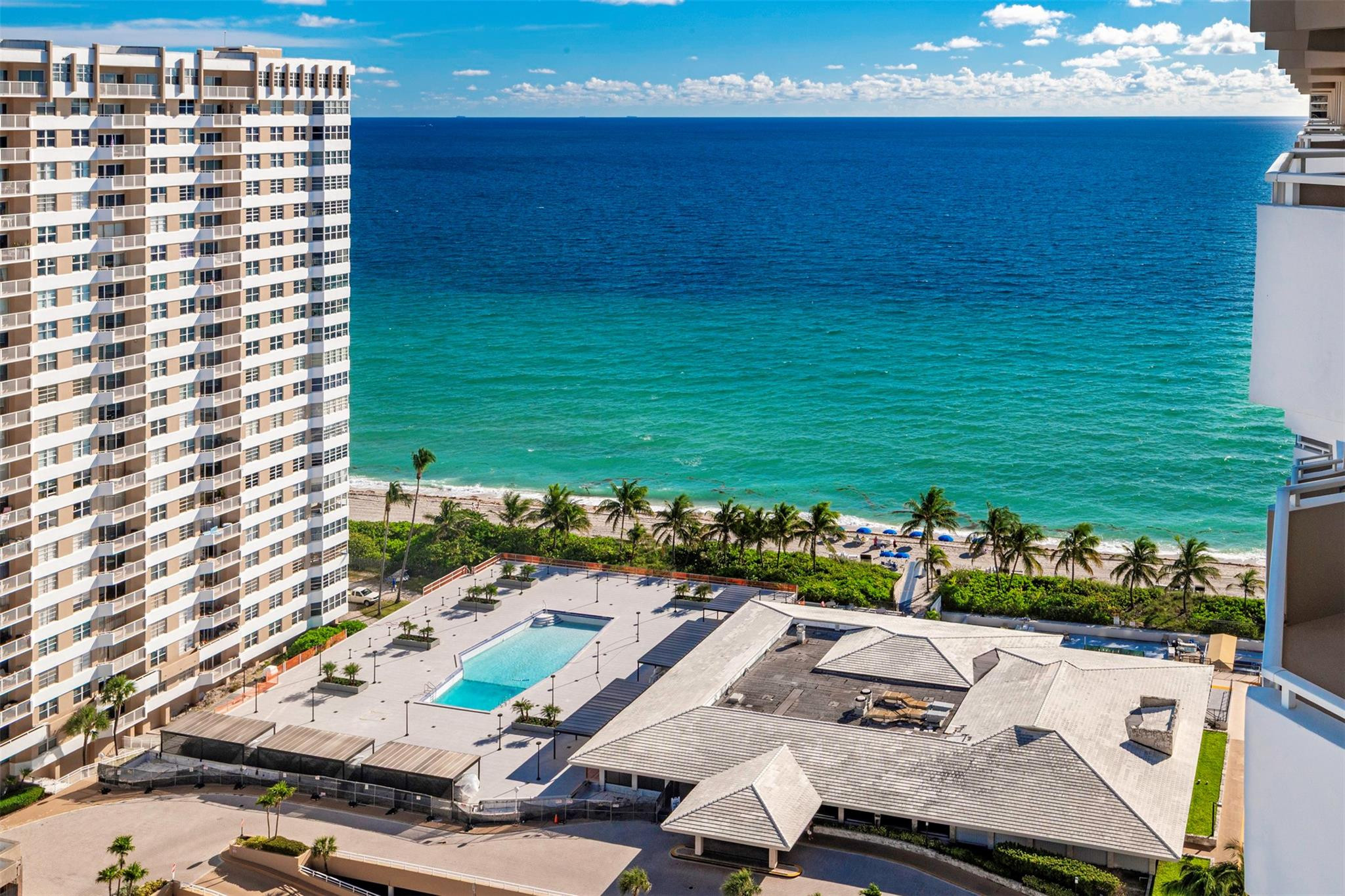 En Venta 1980 S OCEAN Drive 22P, Hallandale Beach, FL 33009, Hallandale Beach, FL 33009