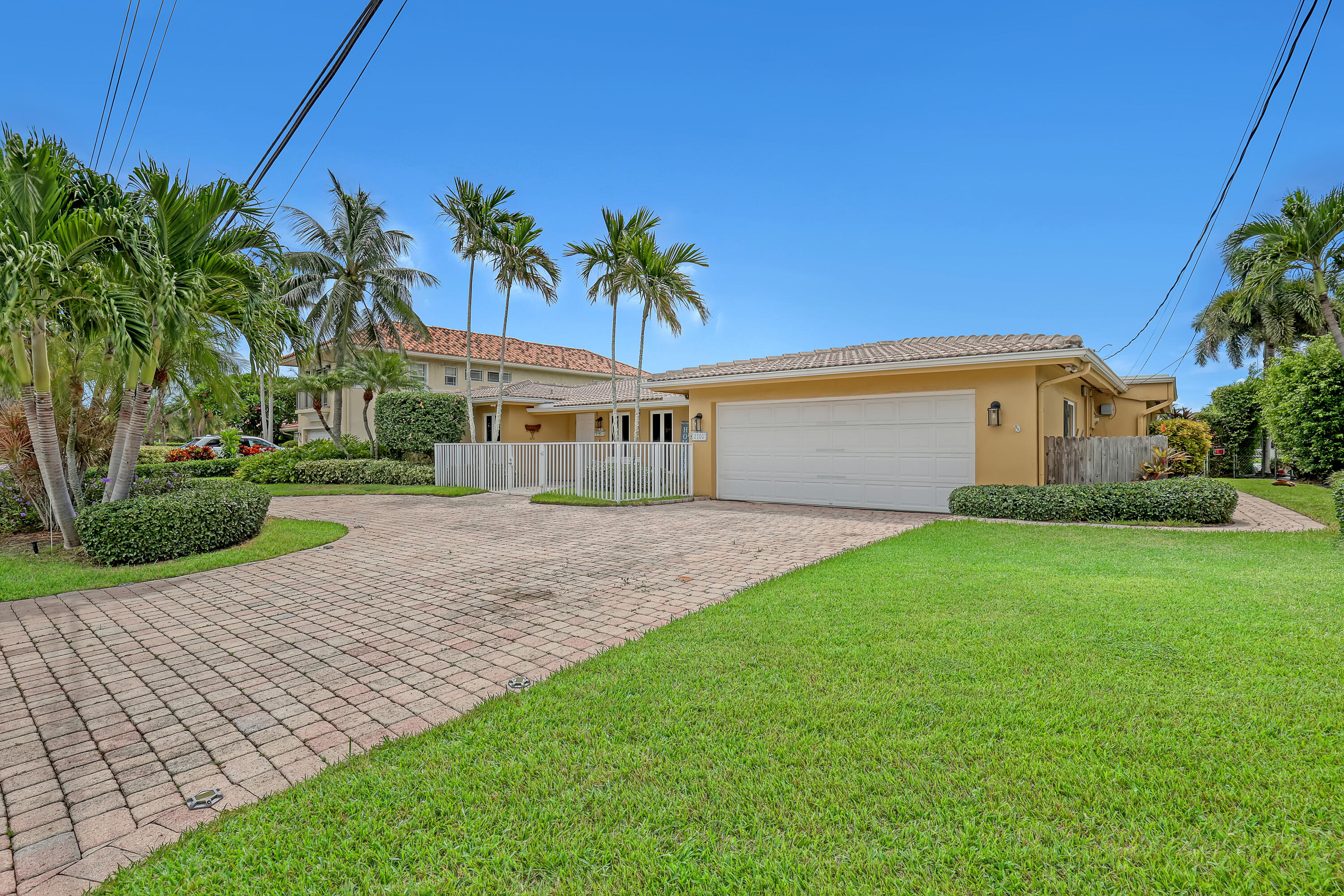 En Renta 2100 NE 30th Street, Lighthouse Point, FL 33064, Lighthouse Point, FL 33064