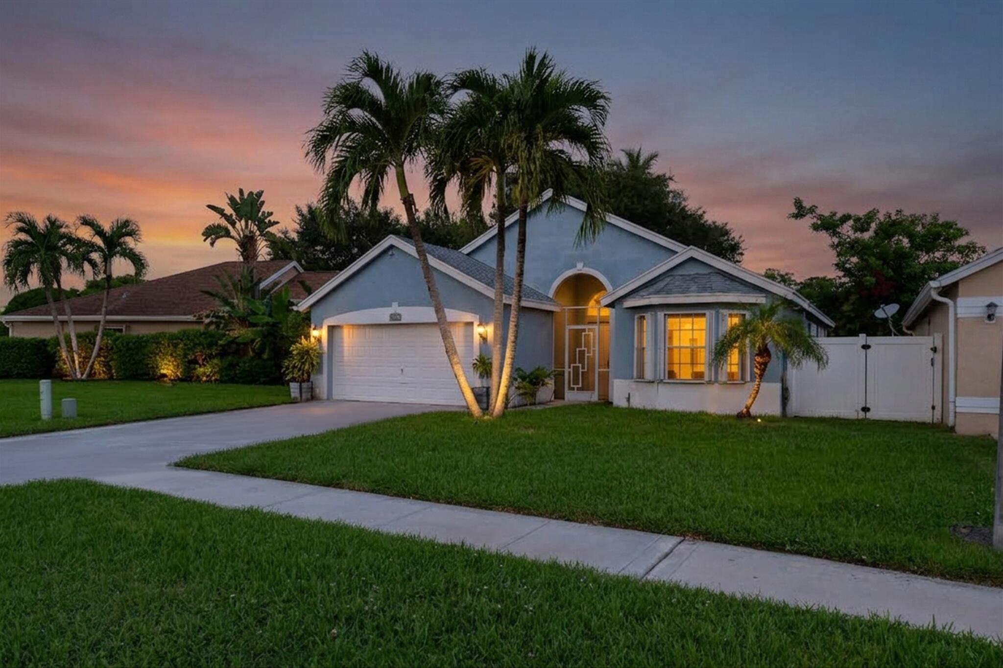 En Venta 103 Saddle Trail, Royal Palm Beach, FL 33411, Royal Palm Beach, FL 33411