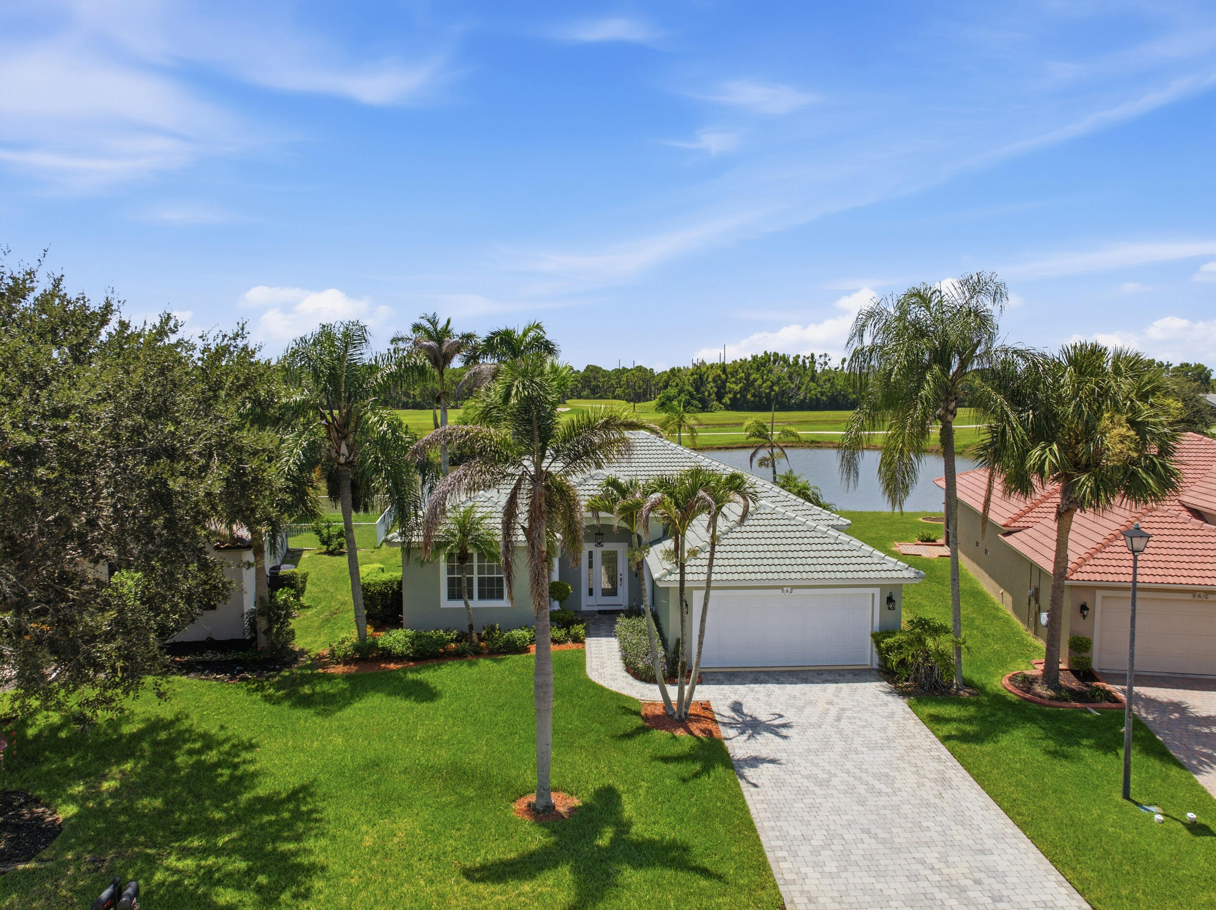 En Venta 562 NW WAVERLY Circle, Port St. Lucie, FL 34983, Port St. Lucie, FL 34983