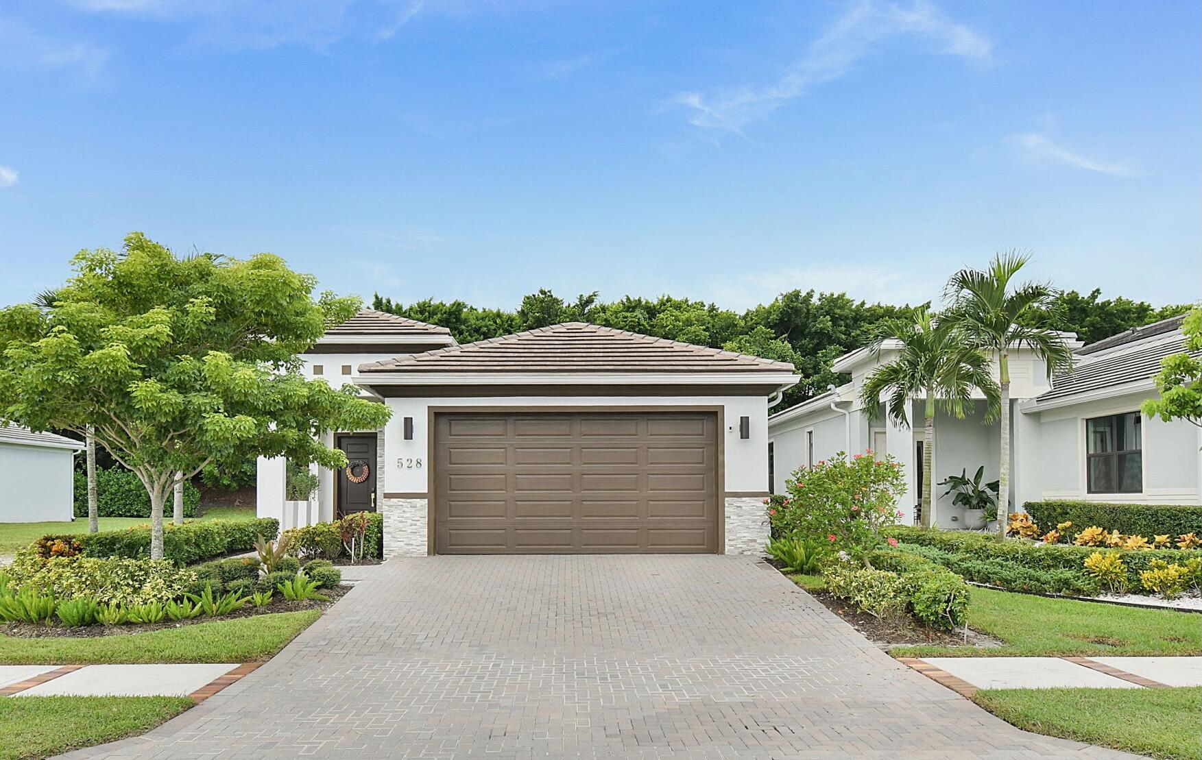 En Venta 528 SE Fascino Circle SE, Port St. Lucie, FL 34984, Port St. Lucie, FL 34984