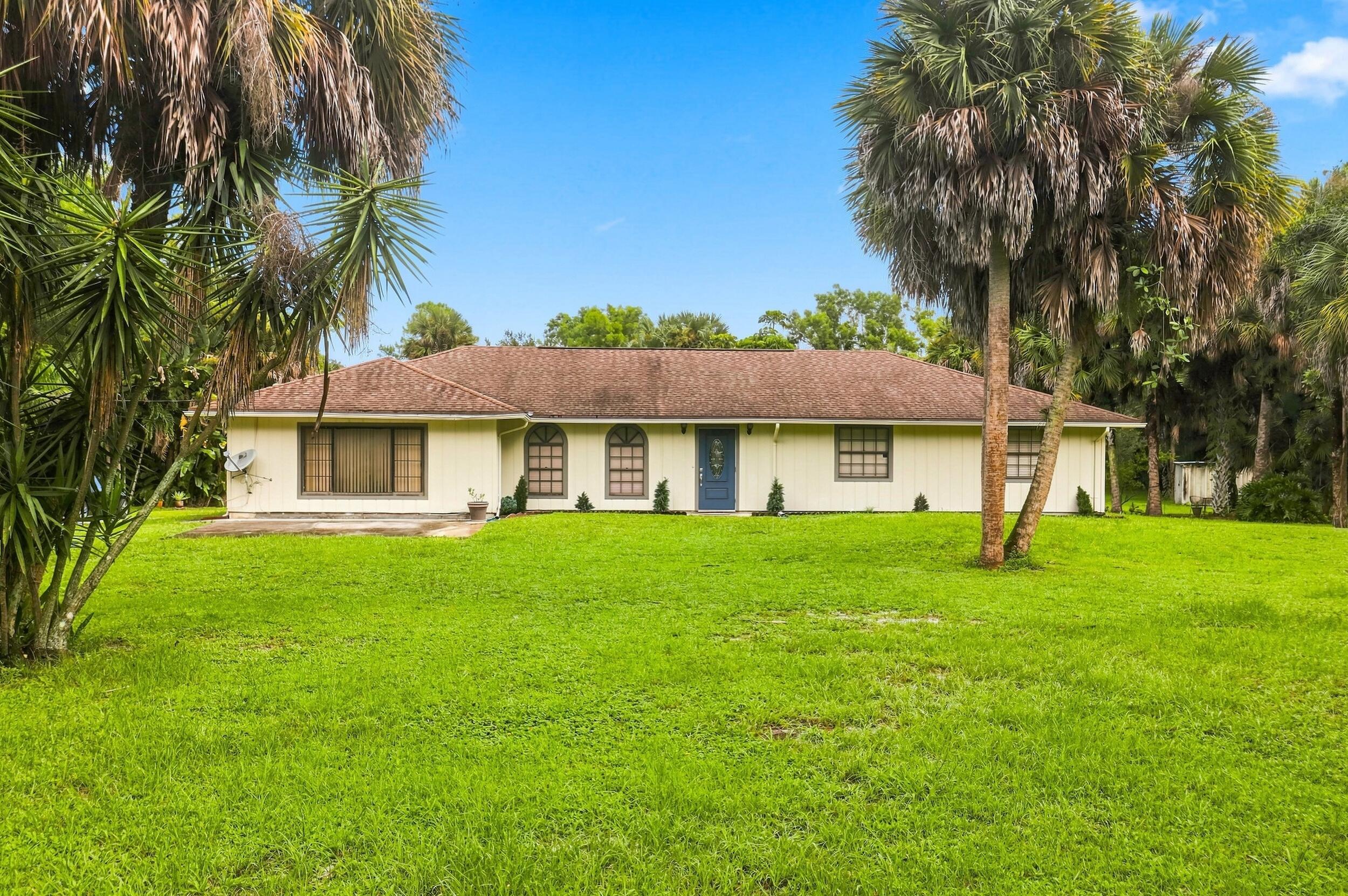 Foto de propiedad en 12871 COMPTON Road, Loxahatchee Groves, FL 33470 Loxahatchee Groves con MLS# 