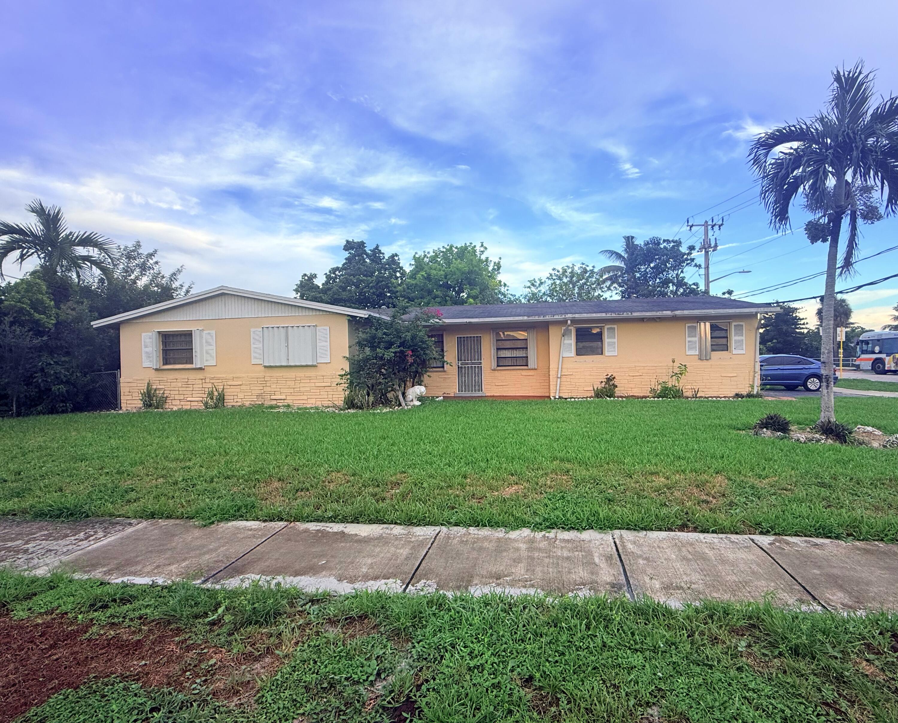 En Venta 1600 NW 47TH Avenue, Lauderhill, FL 33313, Lauderhill, FL 33313