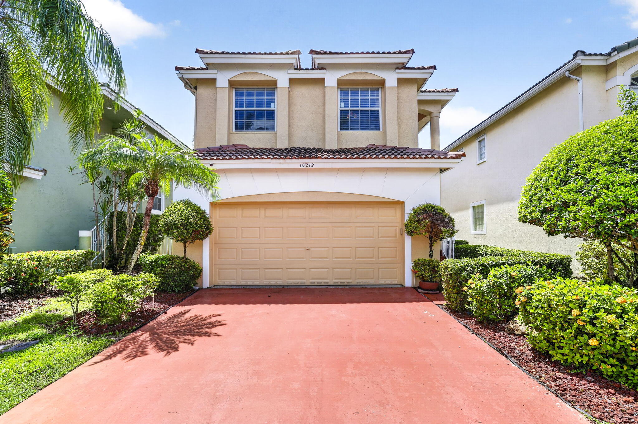 En Venta 10212 NW 7 Street, FL 33071, FL 33071