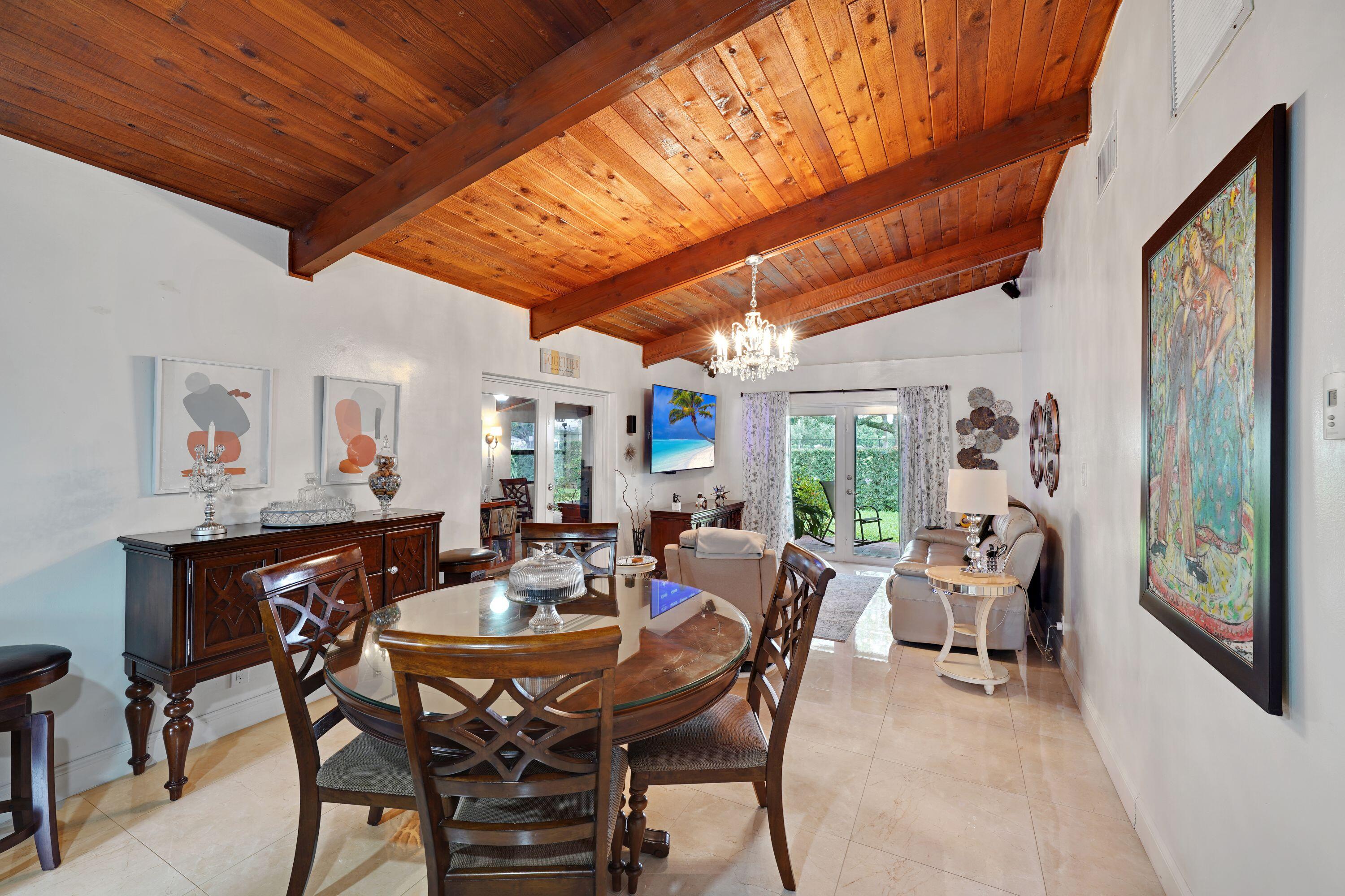En Venta 145 Essex Road 1-30, Hollywood, FL 33024, Hollywood, FL 33024