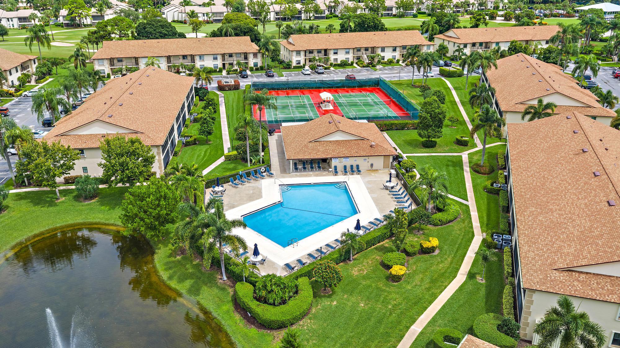 Community Pool, Club House and Tennis.Pickle Ball Courts
