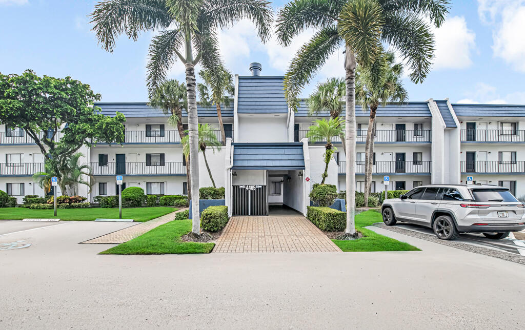 En Venta 4465 Luxemburg Court 108, Lake Worth, FL 33467, Lake Worth, FL 33467