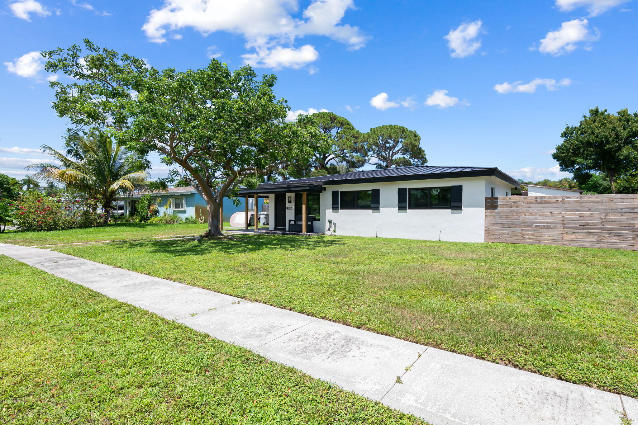 En Venta 1032 SW 1ST Terrace, Pompano Beach, FL 33060, Pompano Beach, FL 33060