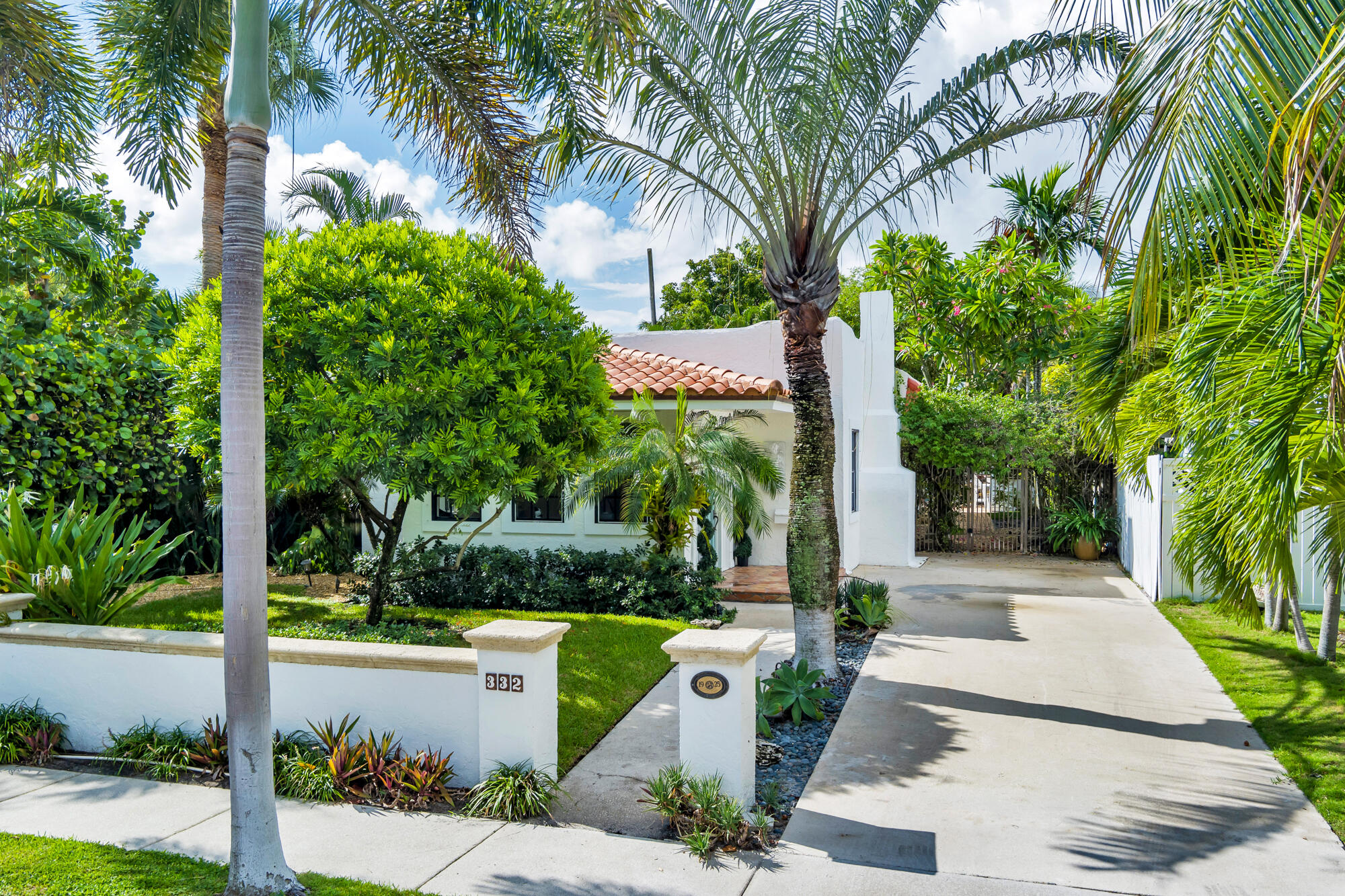 En Venta 332 PILGRIM Road, West Palm Beach, FL 33405, West Palm Beach, FL 33405