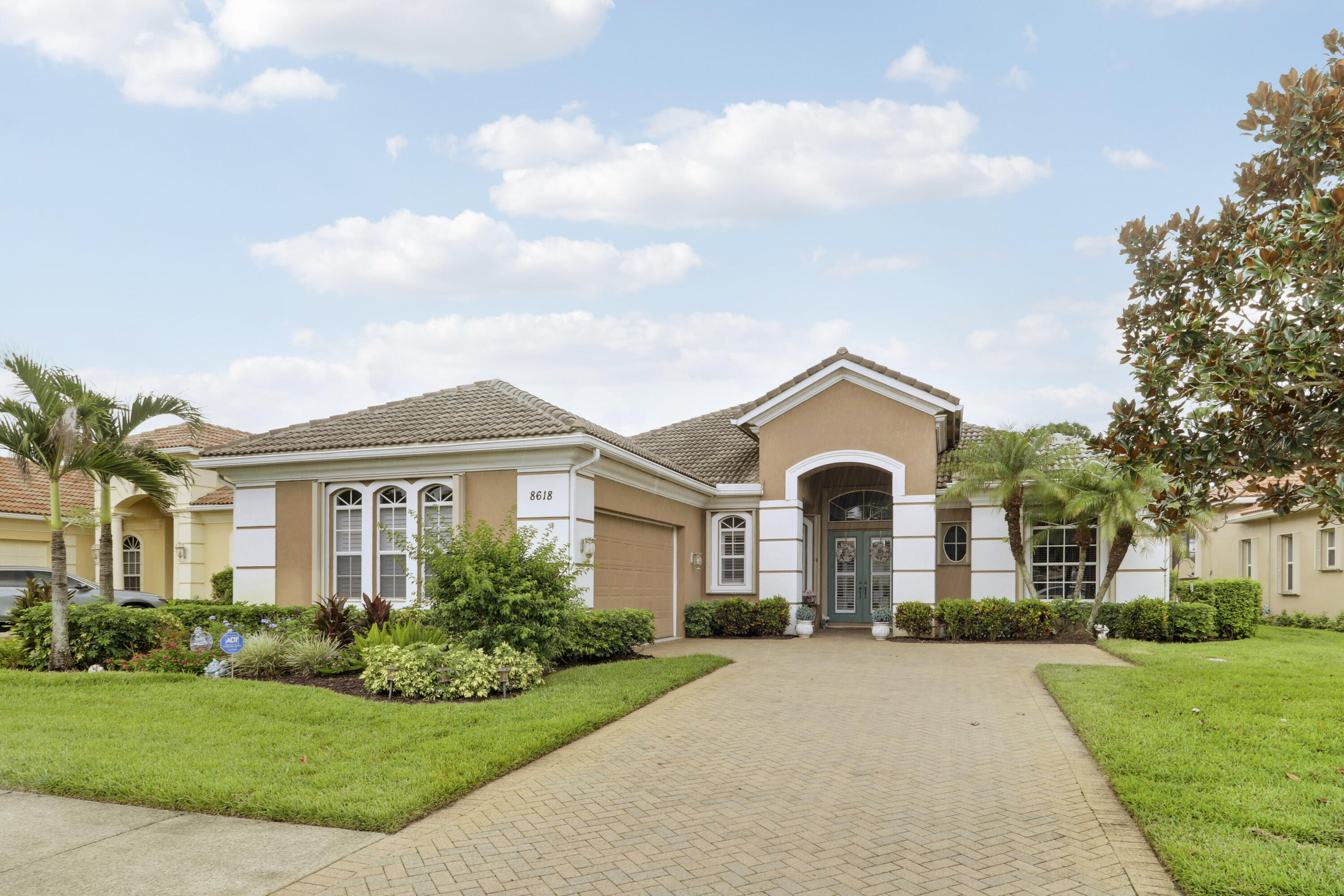 En Venta 8618 Tompson Point Road, Port St. Lucie, FL 34986, Port St. Lucie, FL 34986