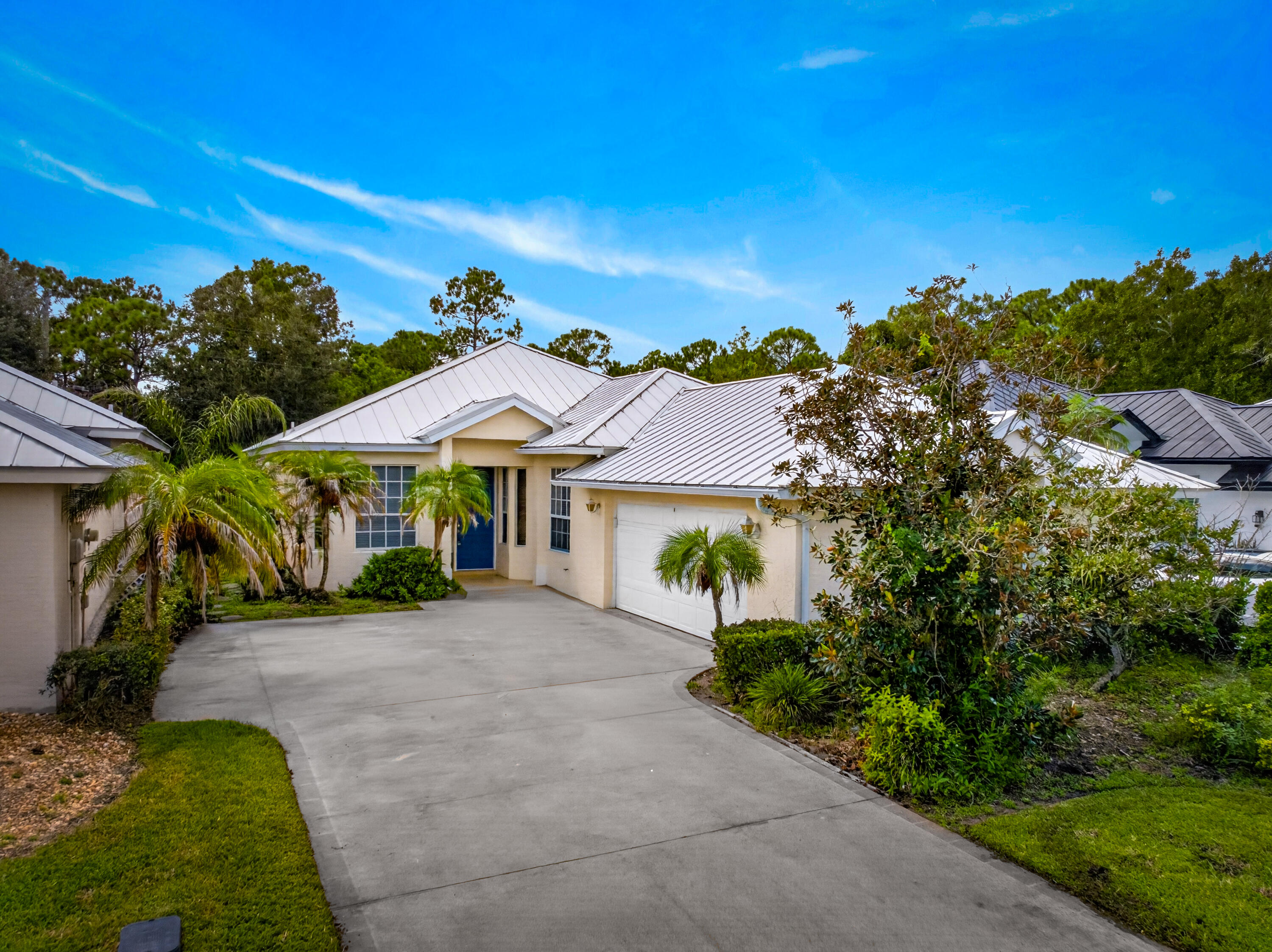 En Venta 9437 POINCIANA Court, Fort Pierce, FL 34951, Fort Pierce, FL 34951