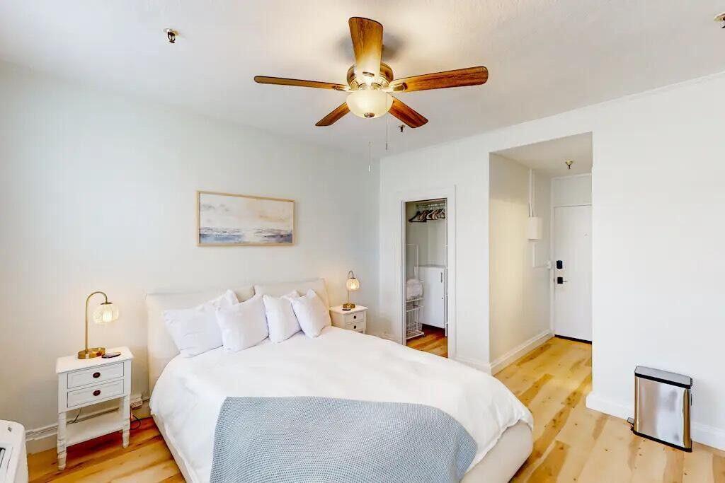 En Venta 235 Sunrise Avenue 3215, Palm Beach, FL 33480, Palm Beach, FL 33480