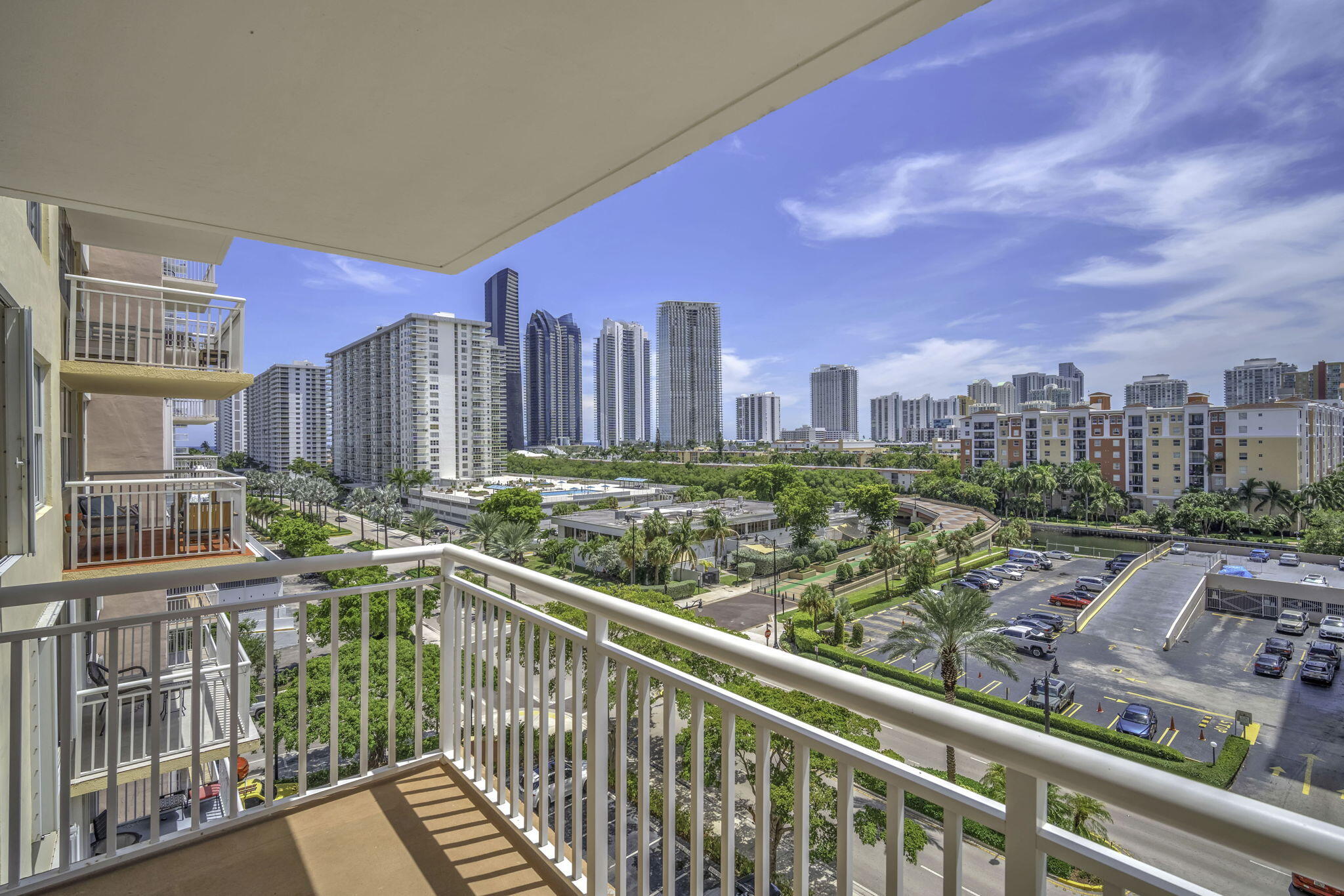 En Venta 251 174th Street 714, Sunny Isles Beach, FL 33160, Sunny Isles Beach, FL 33160