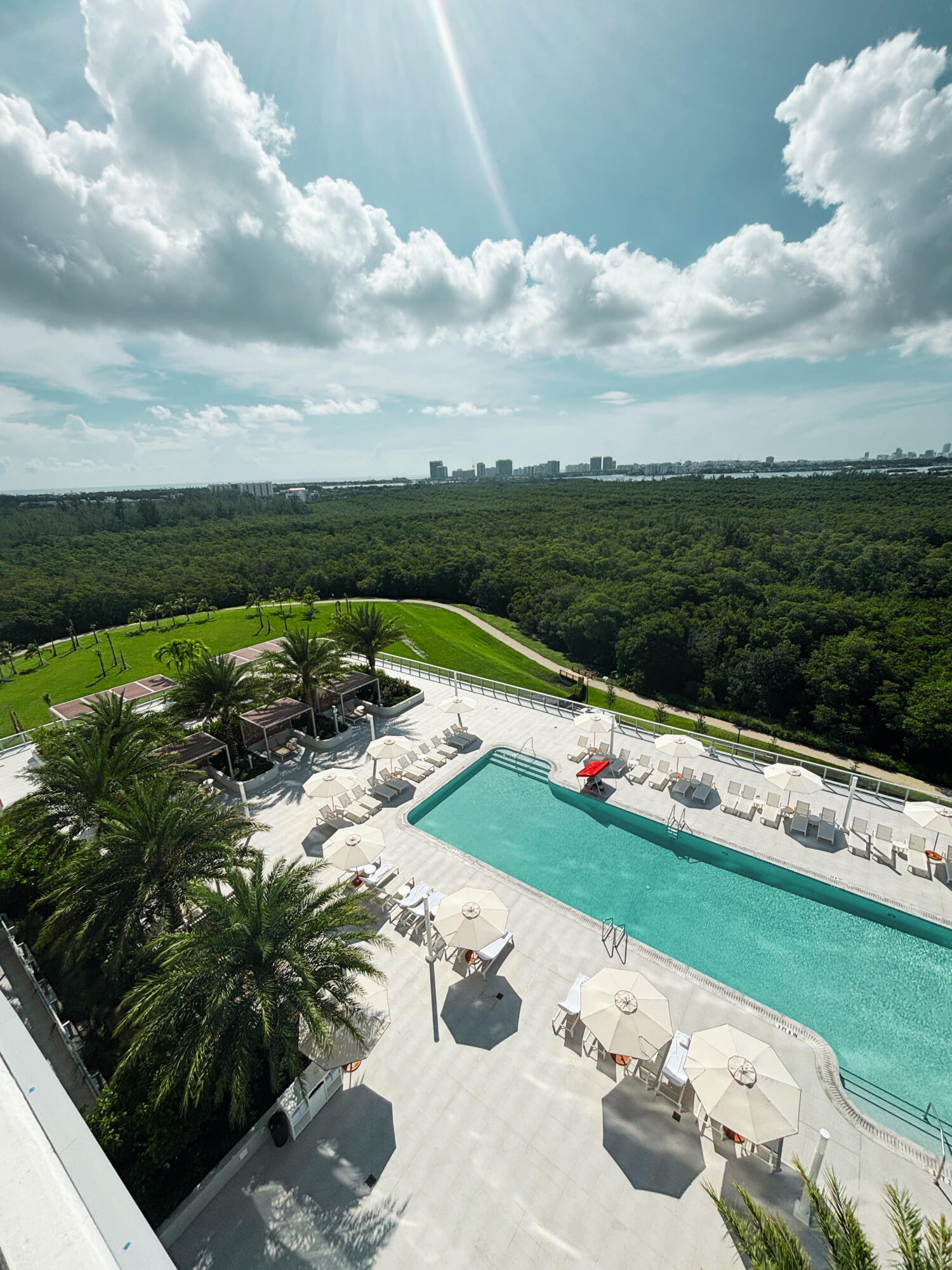 En Renta 2411 Laguna Circle 1104, North Miami, FL 33181, North Miami, FL 33181