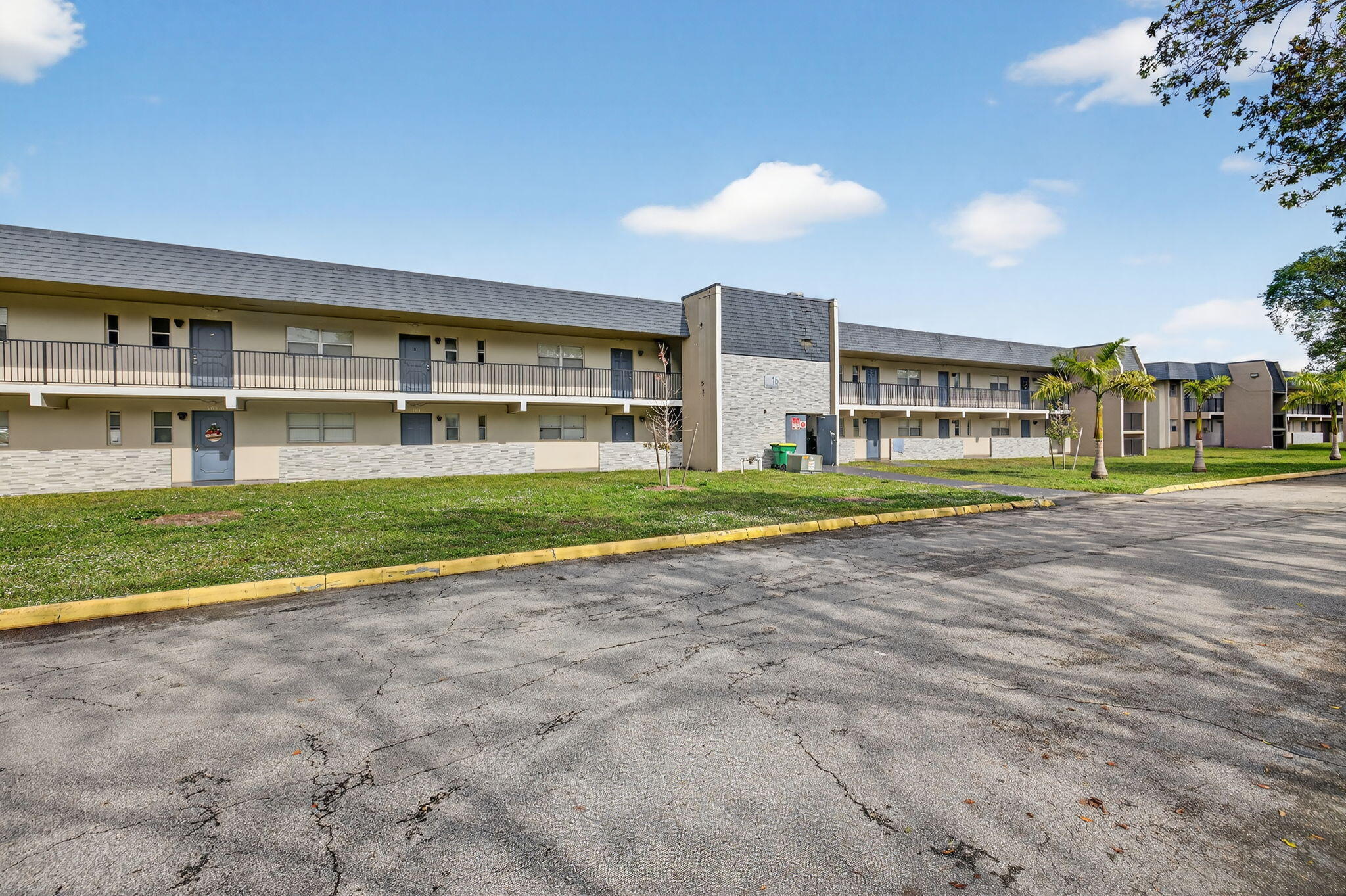 En Renta 7925 S Colony Circle 203, Tamarac, FL 33321, Tamarac, FL 33321