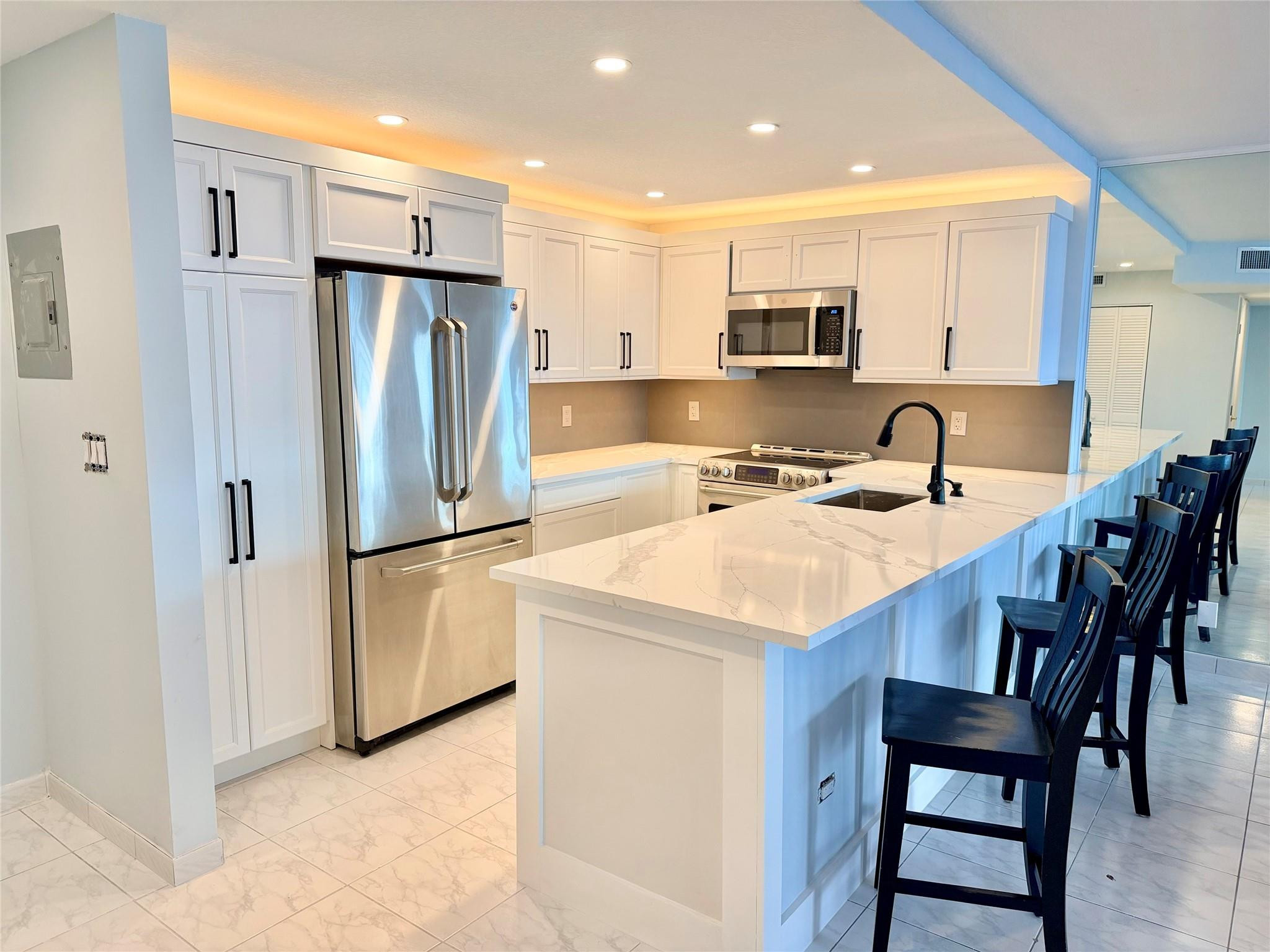 En Renta 800 SE 20TH Avenue 203, Deerfield Beach, FL 33441, Deerfield Beach, FL 33441