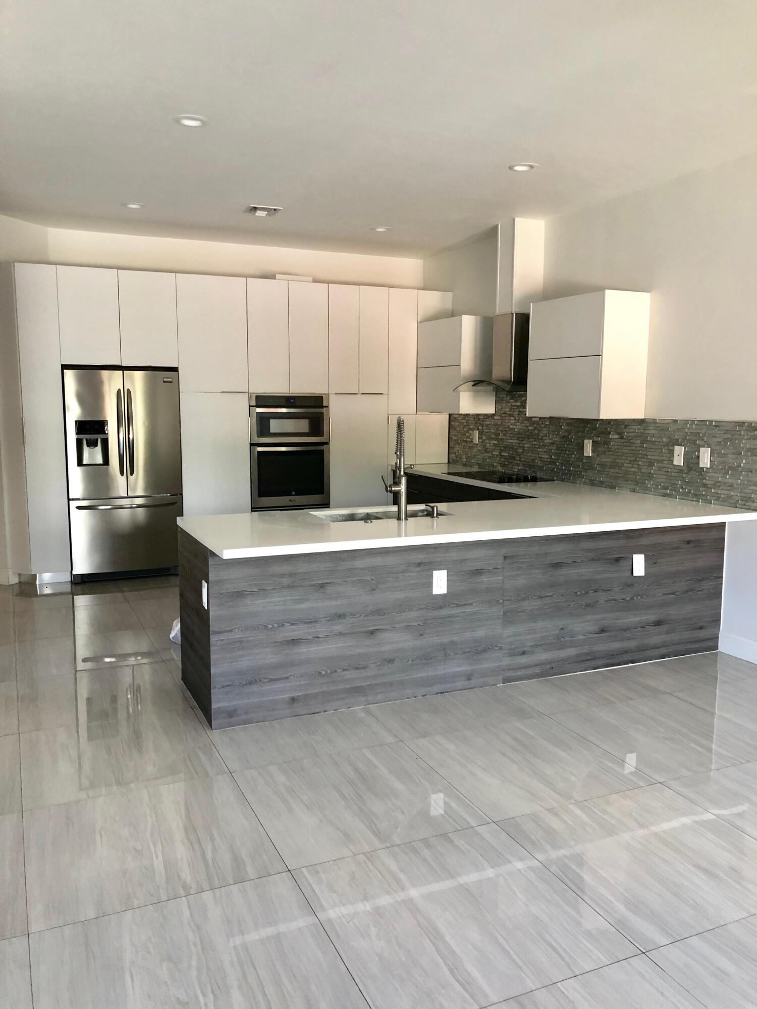 En Venta 2728 TREASURE COVE Circle 2728, Dania Beach, FL 33312, Dania Beach, FL 33312