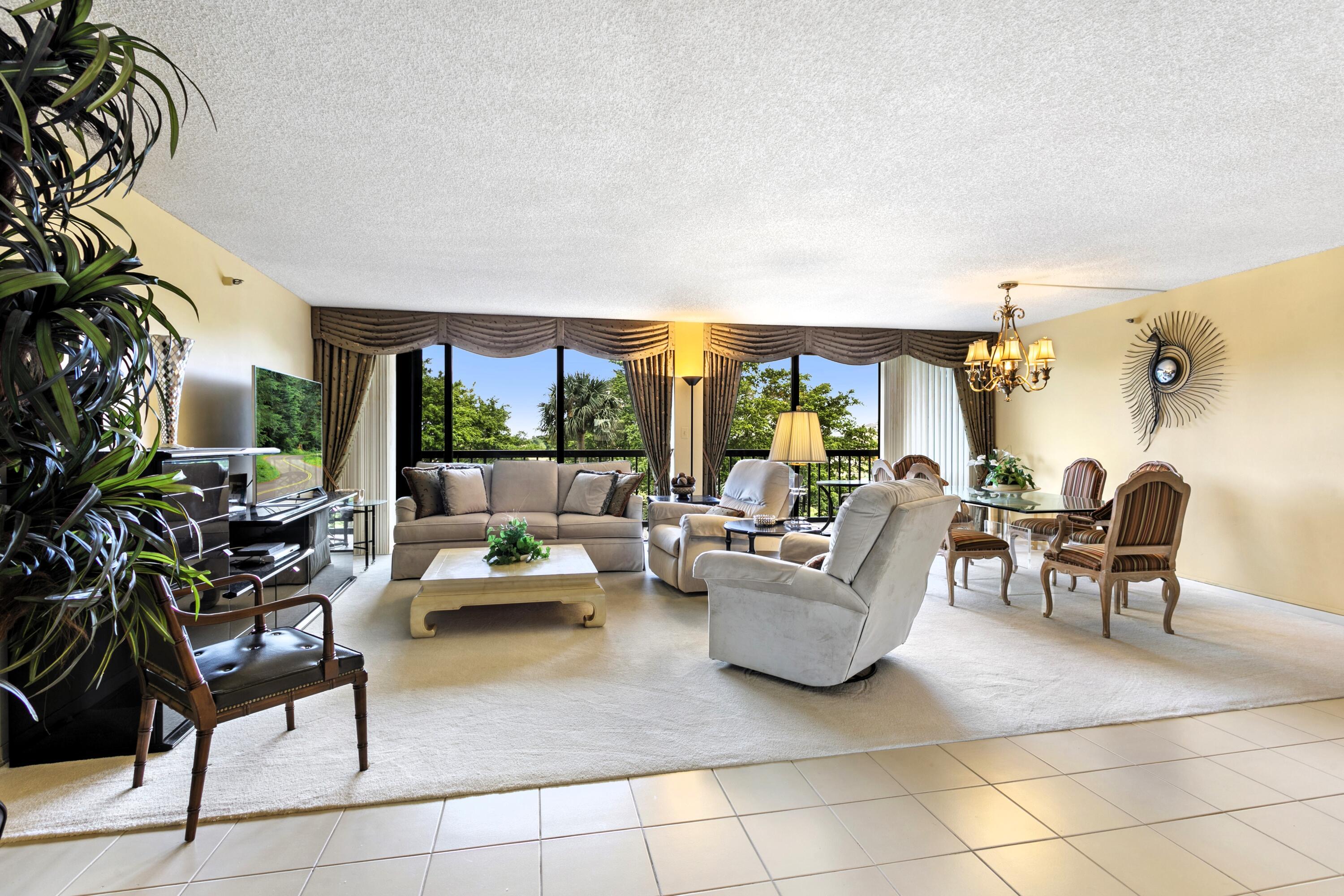 En Venta 2480 Presidential Way 403, West Palm Beach, FL 33401, West Palm Beach, FL 33401