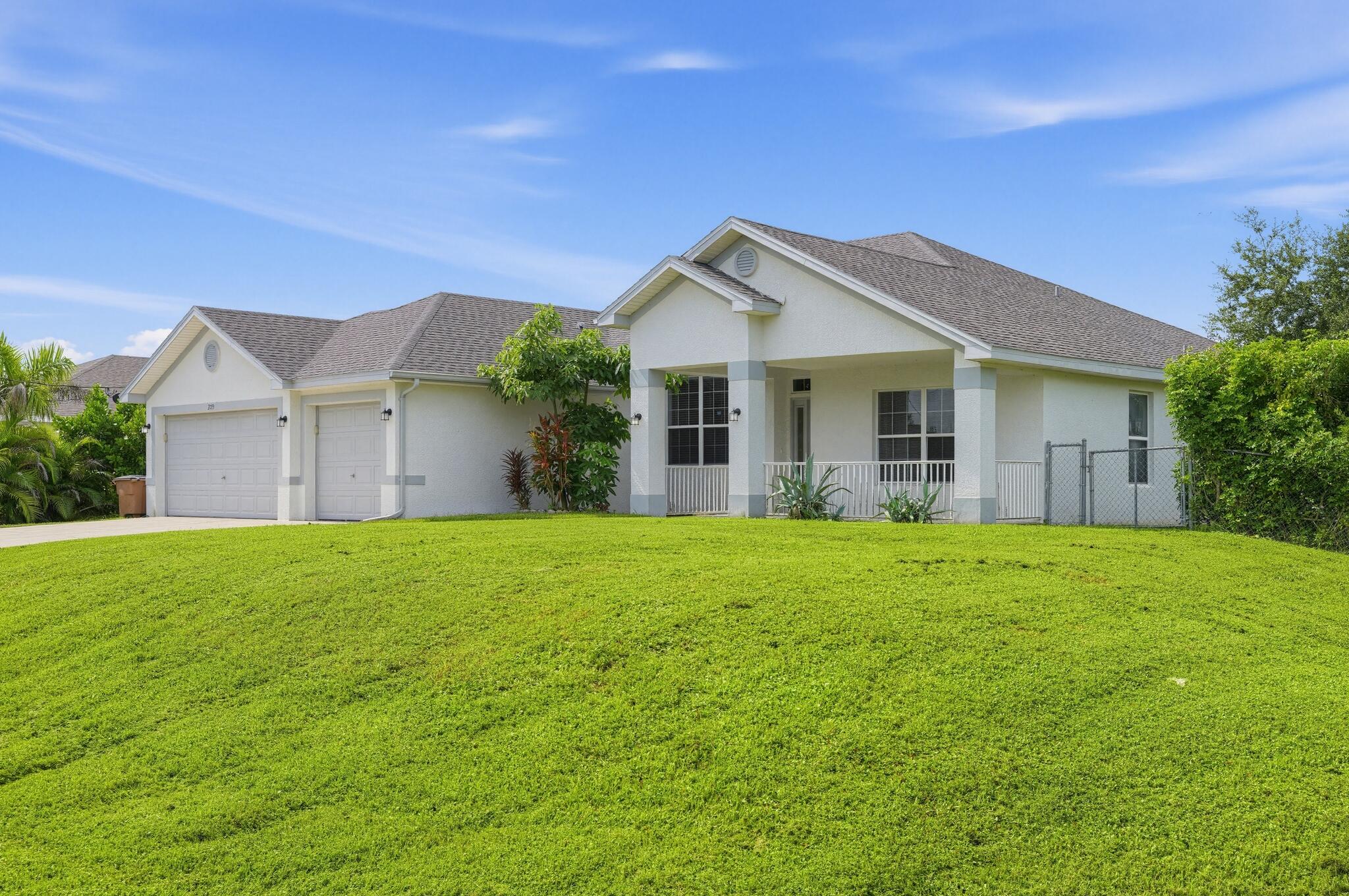 En Venta 2019 Wanda Avenue N, Lehigh Acres, FL 33971, Lehigh Acres, FL 33971