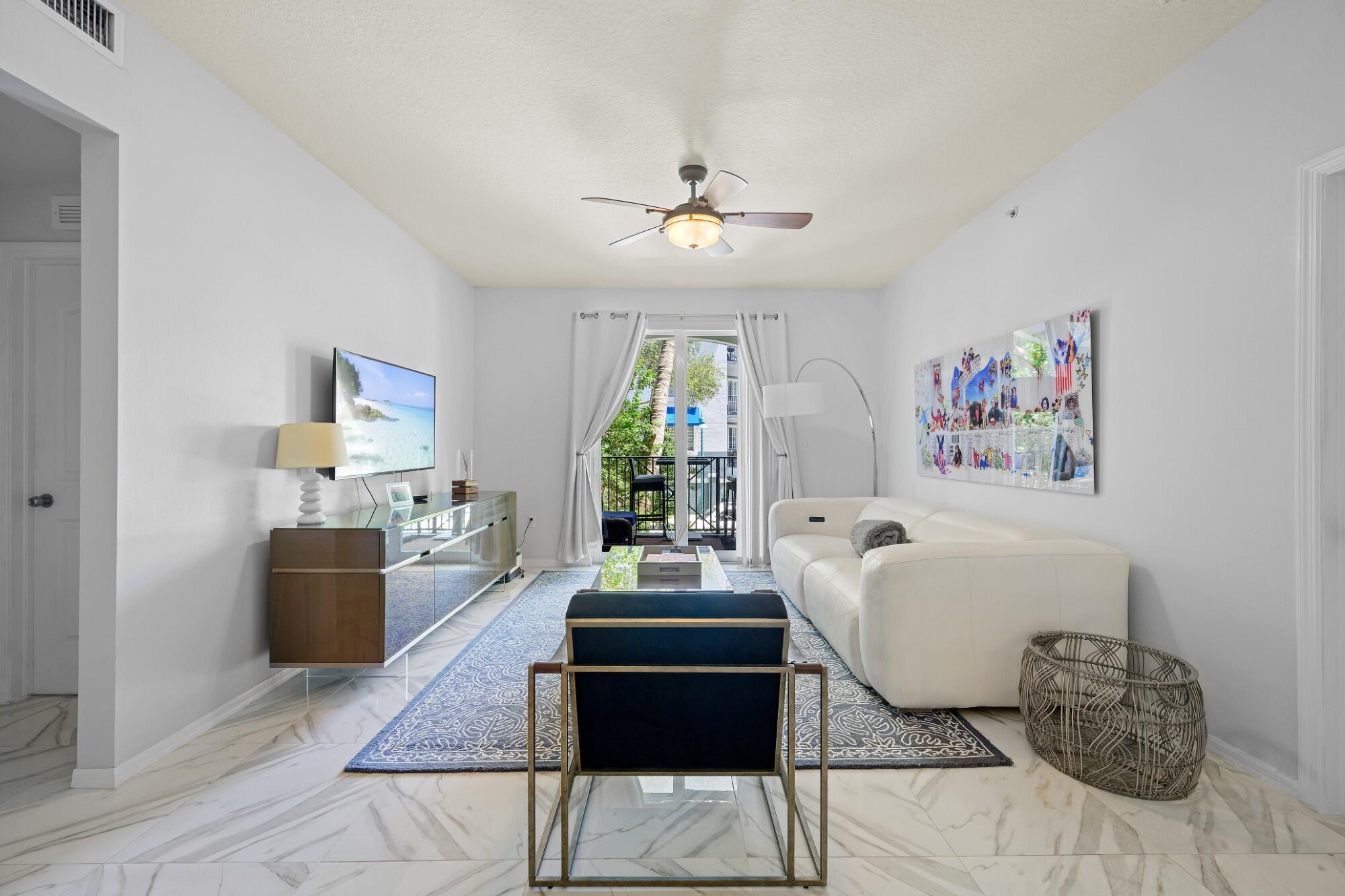 En Venta 250 NE 3RD Avenue 1208, Delray Beach, FL 33444, Delray Beach, FL 33444