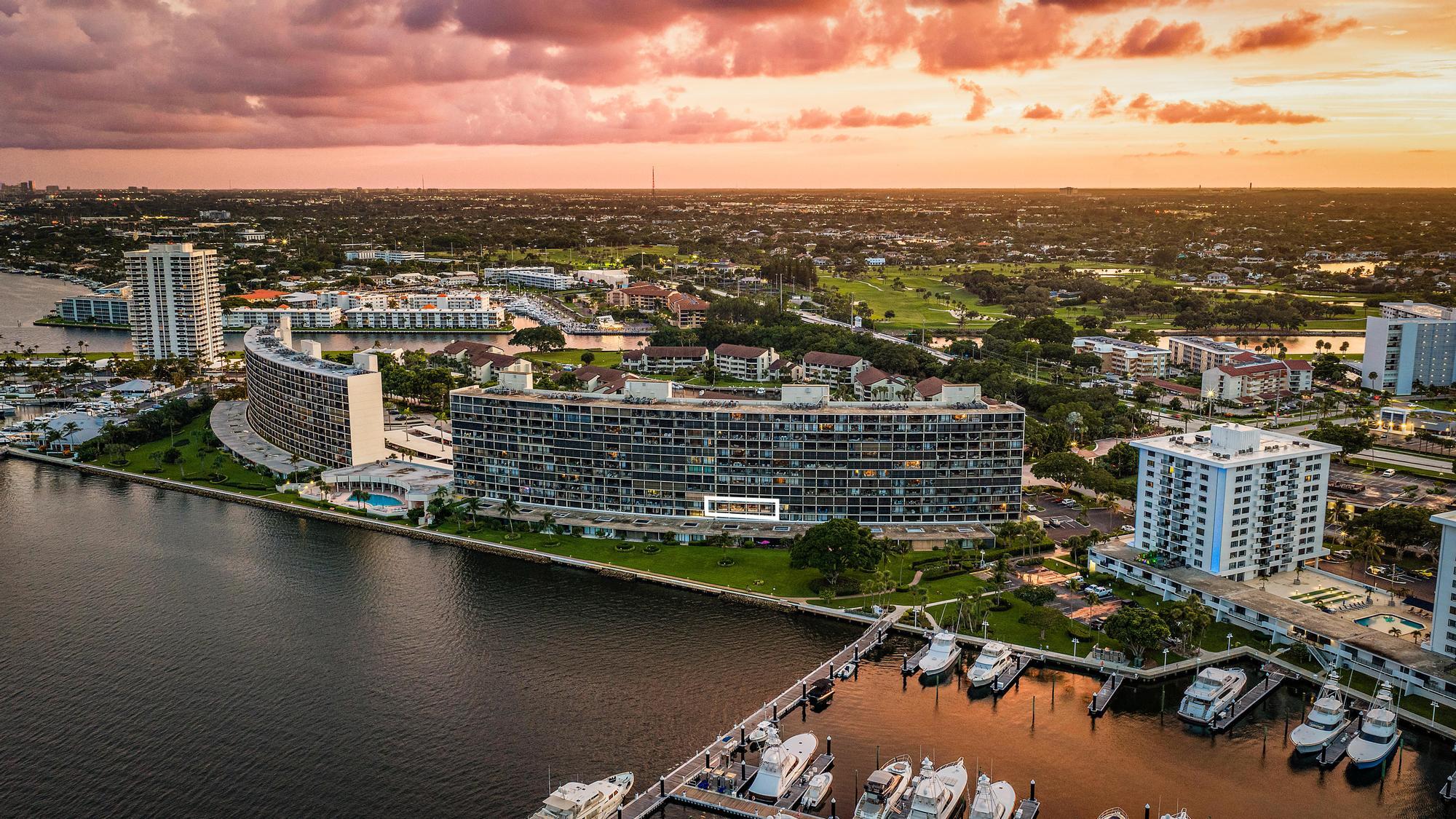 En Venta 134 LAKESHORE Drive 316, North Palm Beach, FL 33408, North Palm Beach, FL 33408