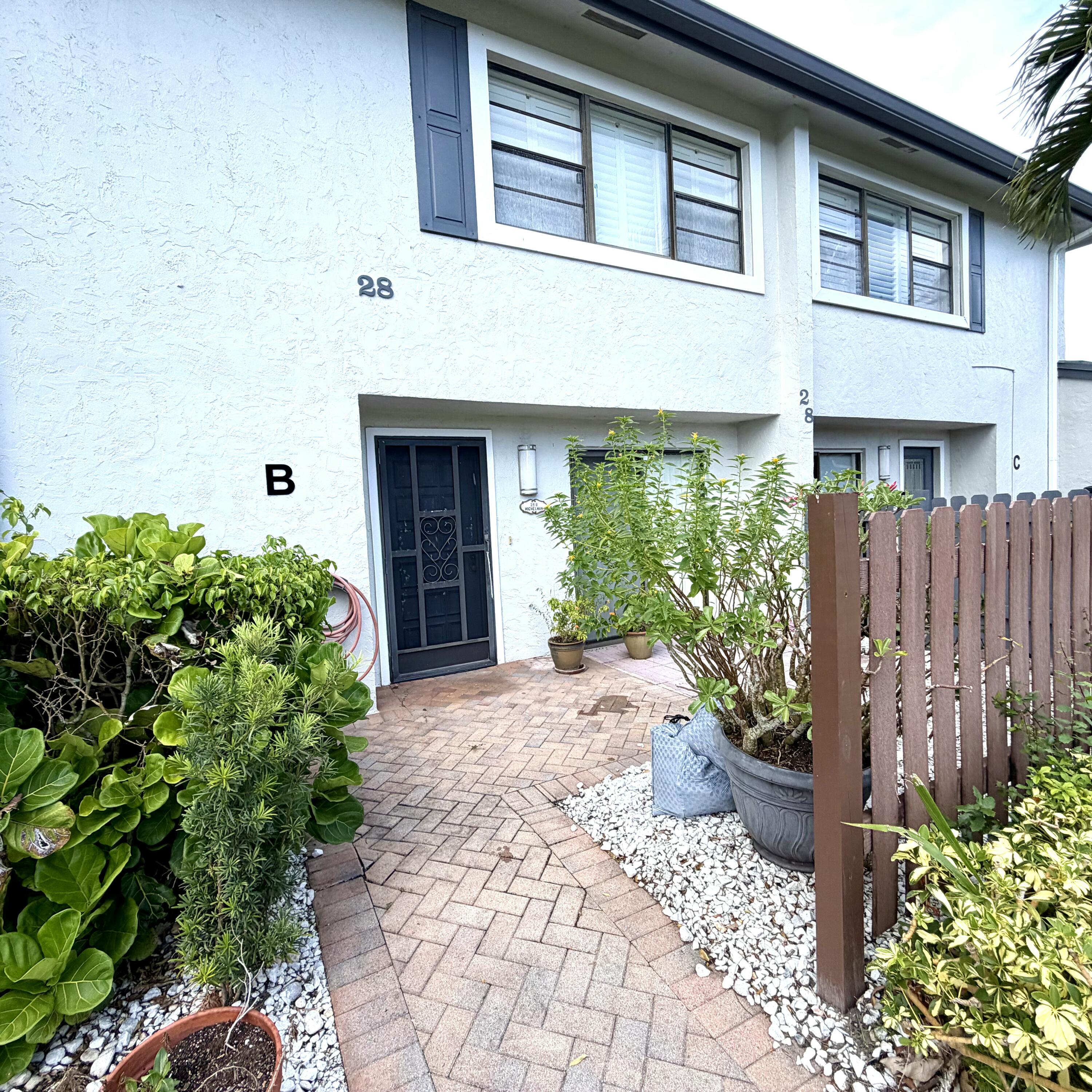 En Venta 28 SOUTHPORT Lane B, Boynton Beach, FL 33436, Boynton Beach, FL 33436