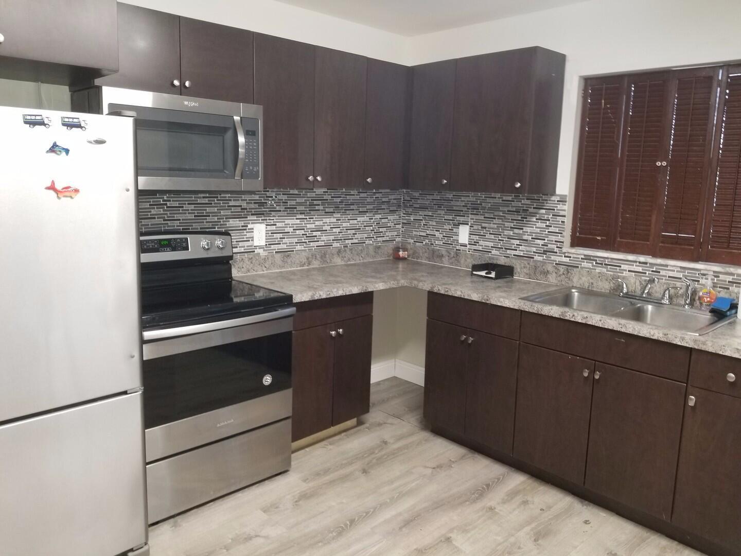 En Renta 965 Manor Drive a30, Palm Springs, FL 33461, Palm Springs, FL 33461