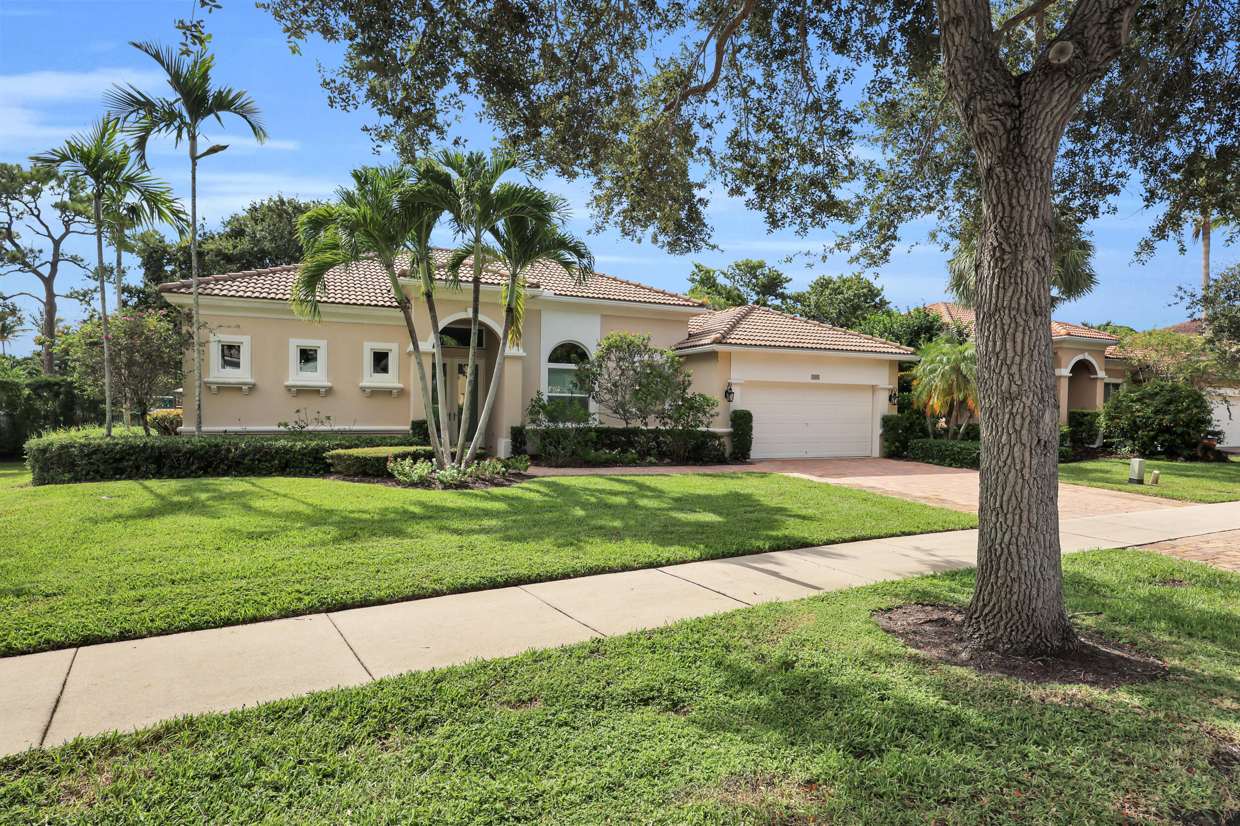 En Venta 103 MAGNOLIA Way, Tequesta, FL 33469, Tequesta, FL 33469