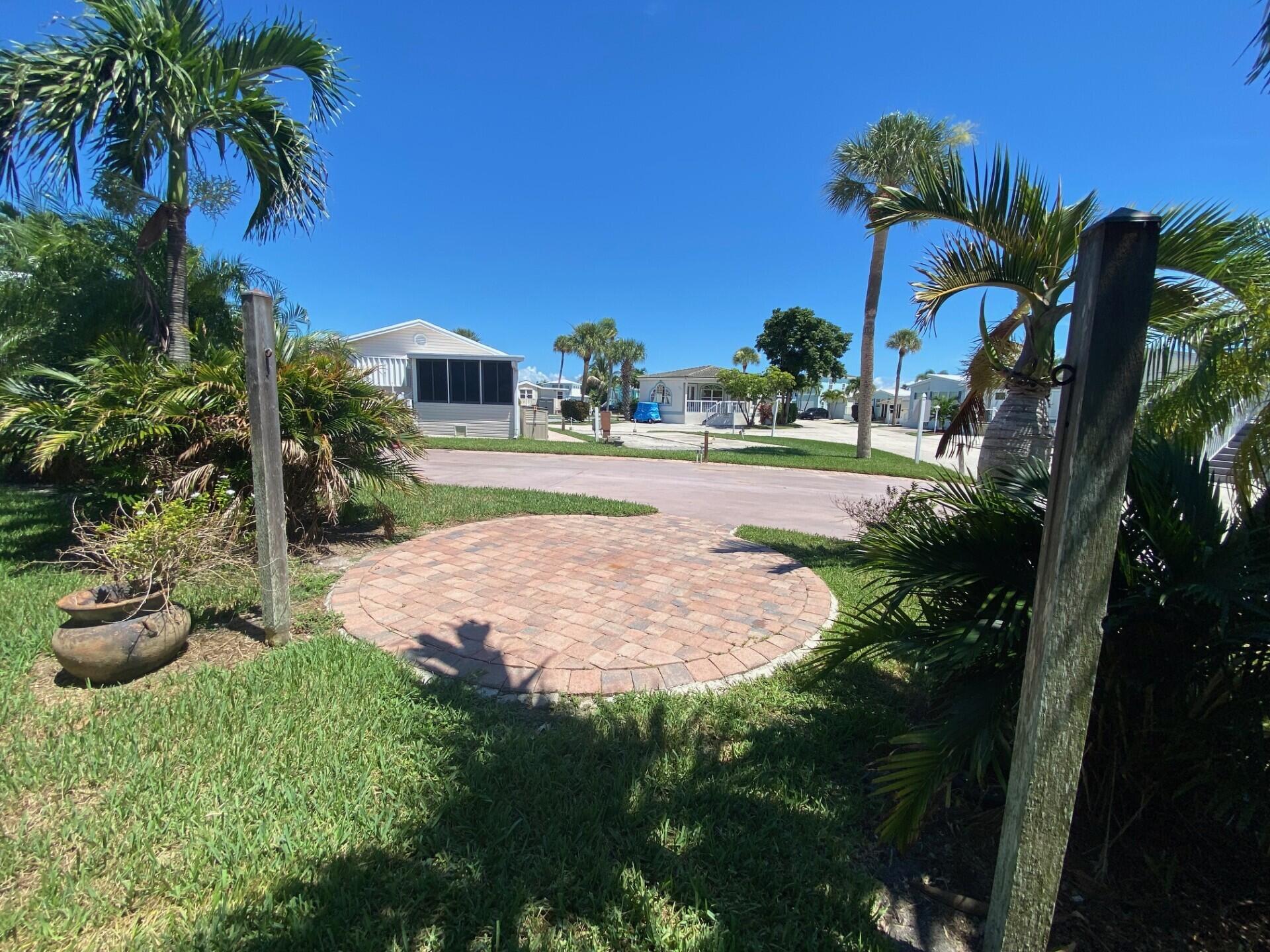 En Venta 108 NETTLES Boulevard, Jensen Beach, FL 34957, Jensen Beach, FL 34957