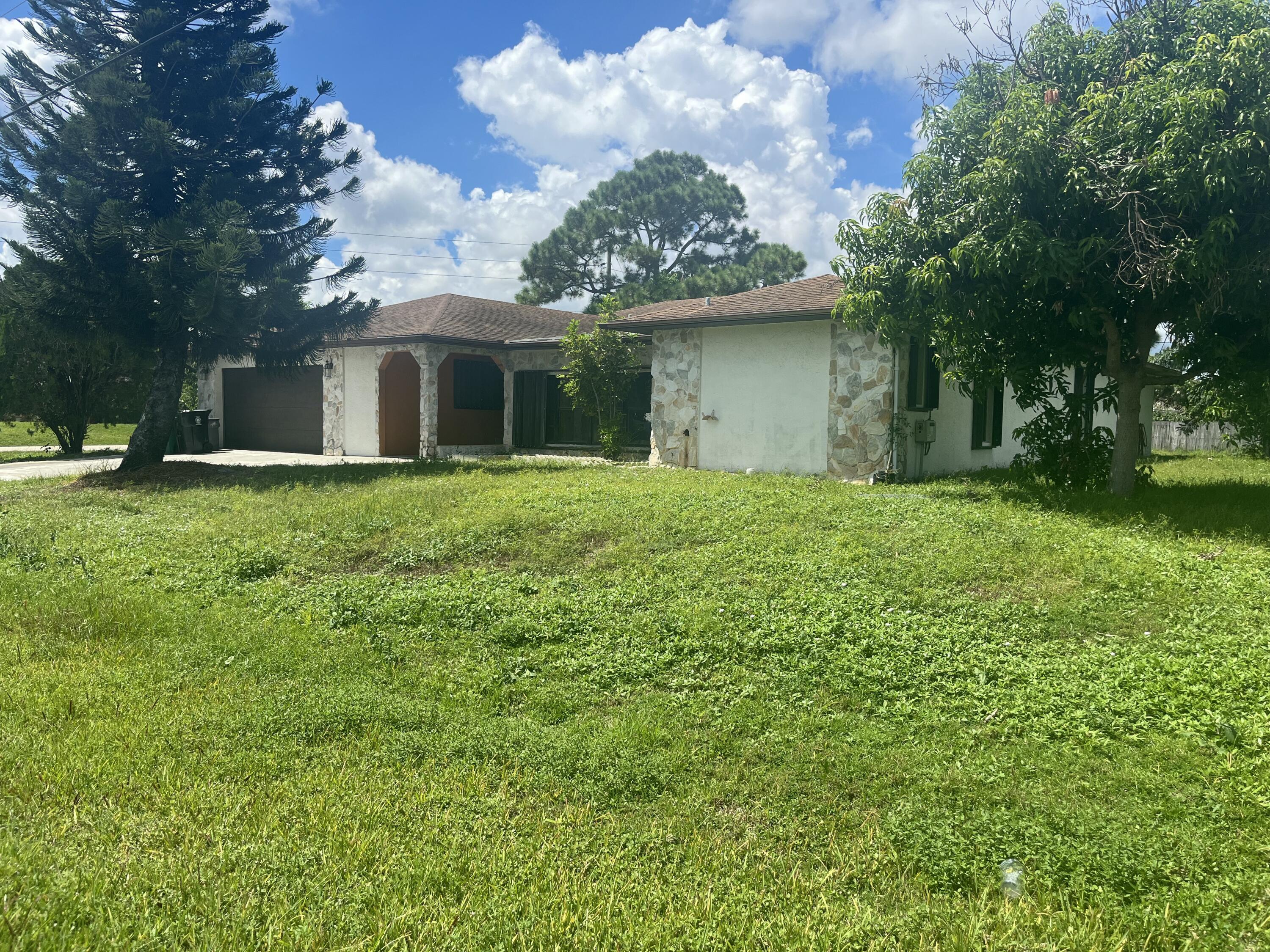 En Renta 1698 SE Manth Lane, Port St. Lucie, FL 34983, Port St. Lucie, FL 34983